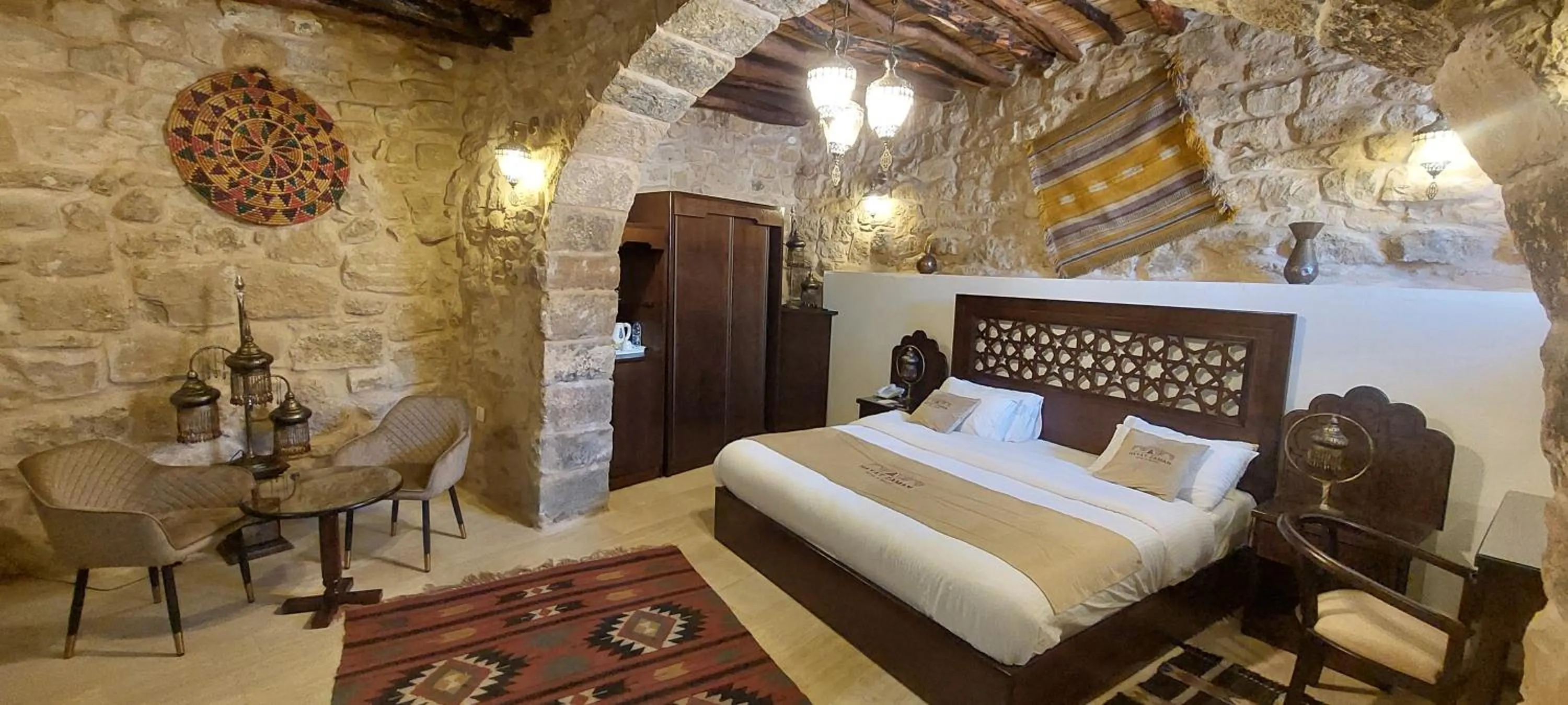 Property building, Bed in Hayat Zaman Hotel And Resort Petra