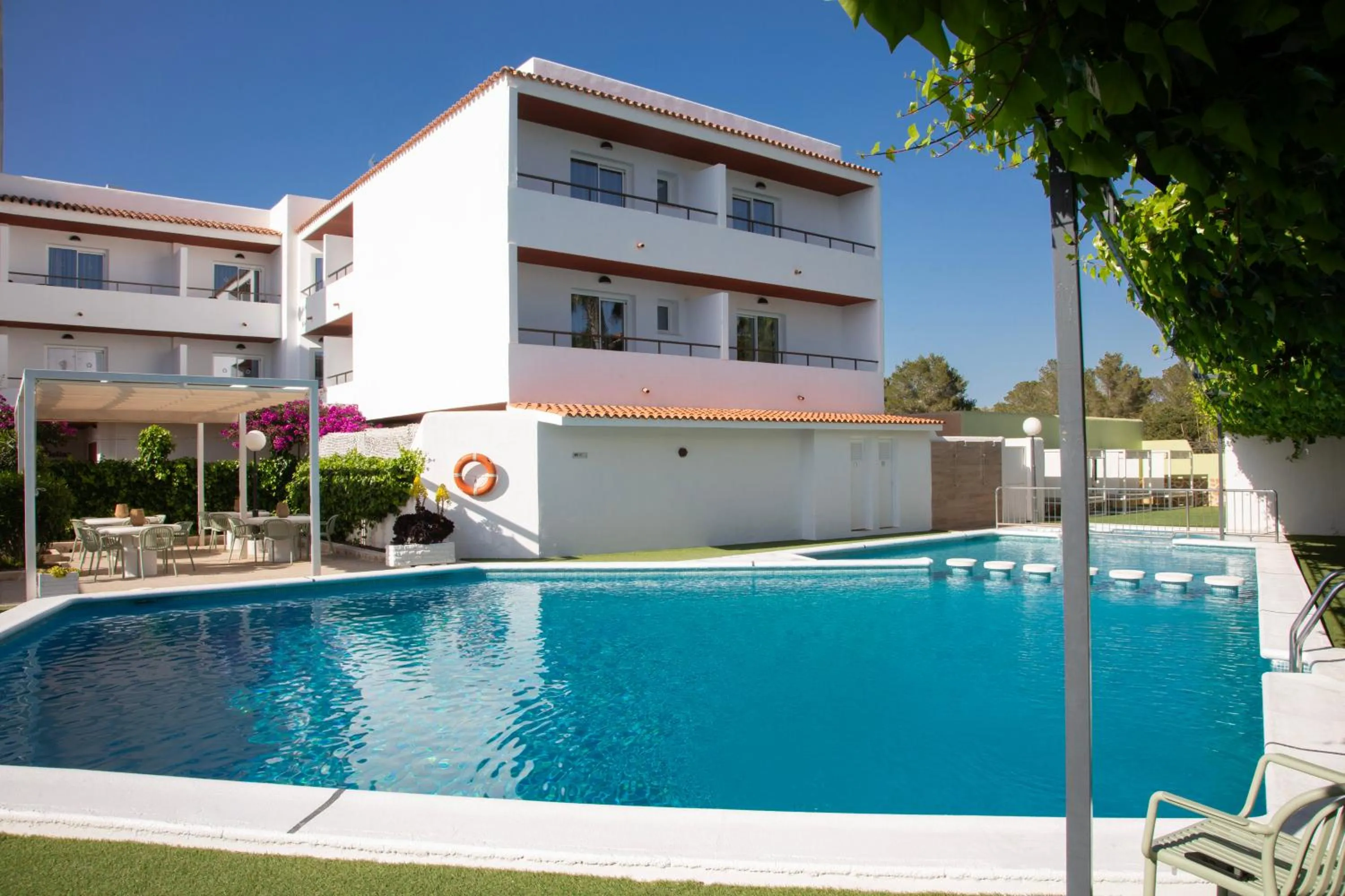 Swimming pool in Casual Bahía Ibiza