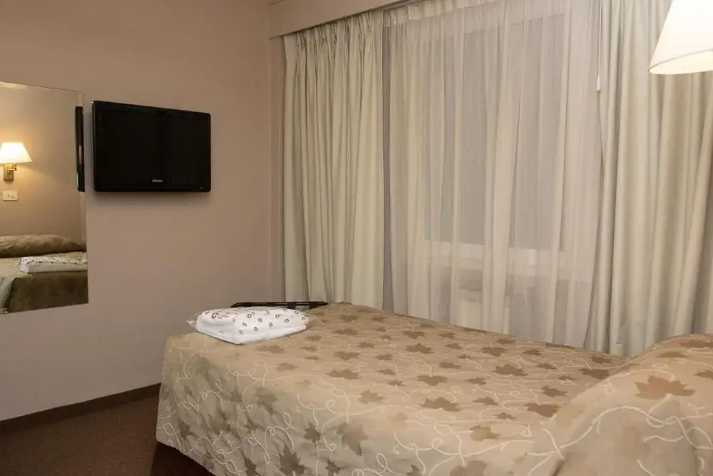 Single Room - single occupancy in Comodoro Hotel Single Room - single occupancy in Comodoro Hotel