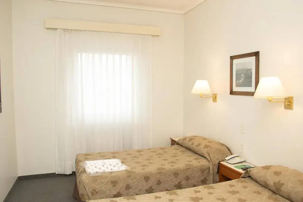 Standard Twin Room - single occupancy in Comodoro Hotel Standard Twin Room - single occupancy in Comodoro Hotel