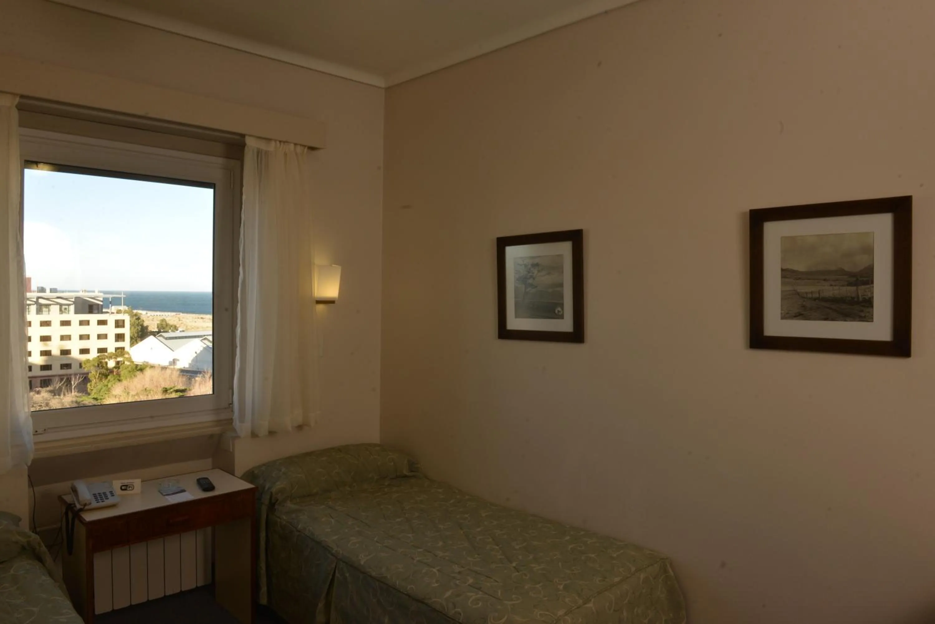 Bed in Comodoro Hotel