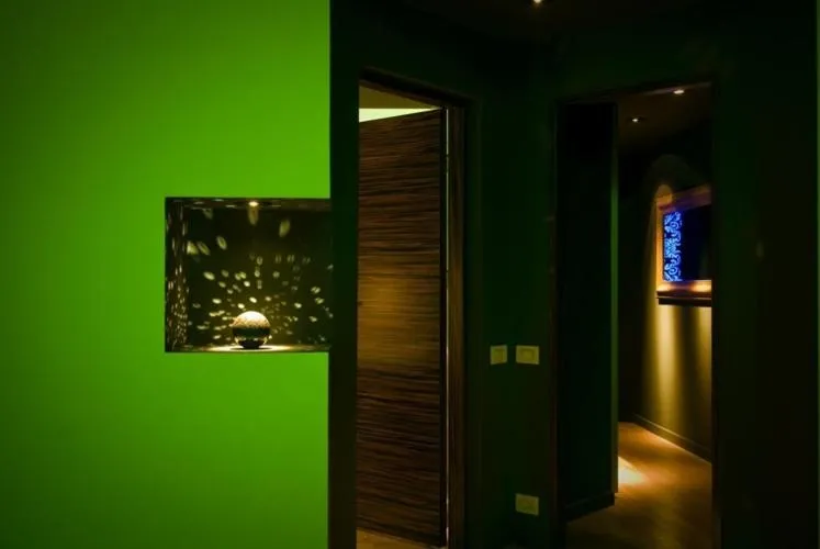 Decorative detail in Ivana Hotel