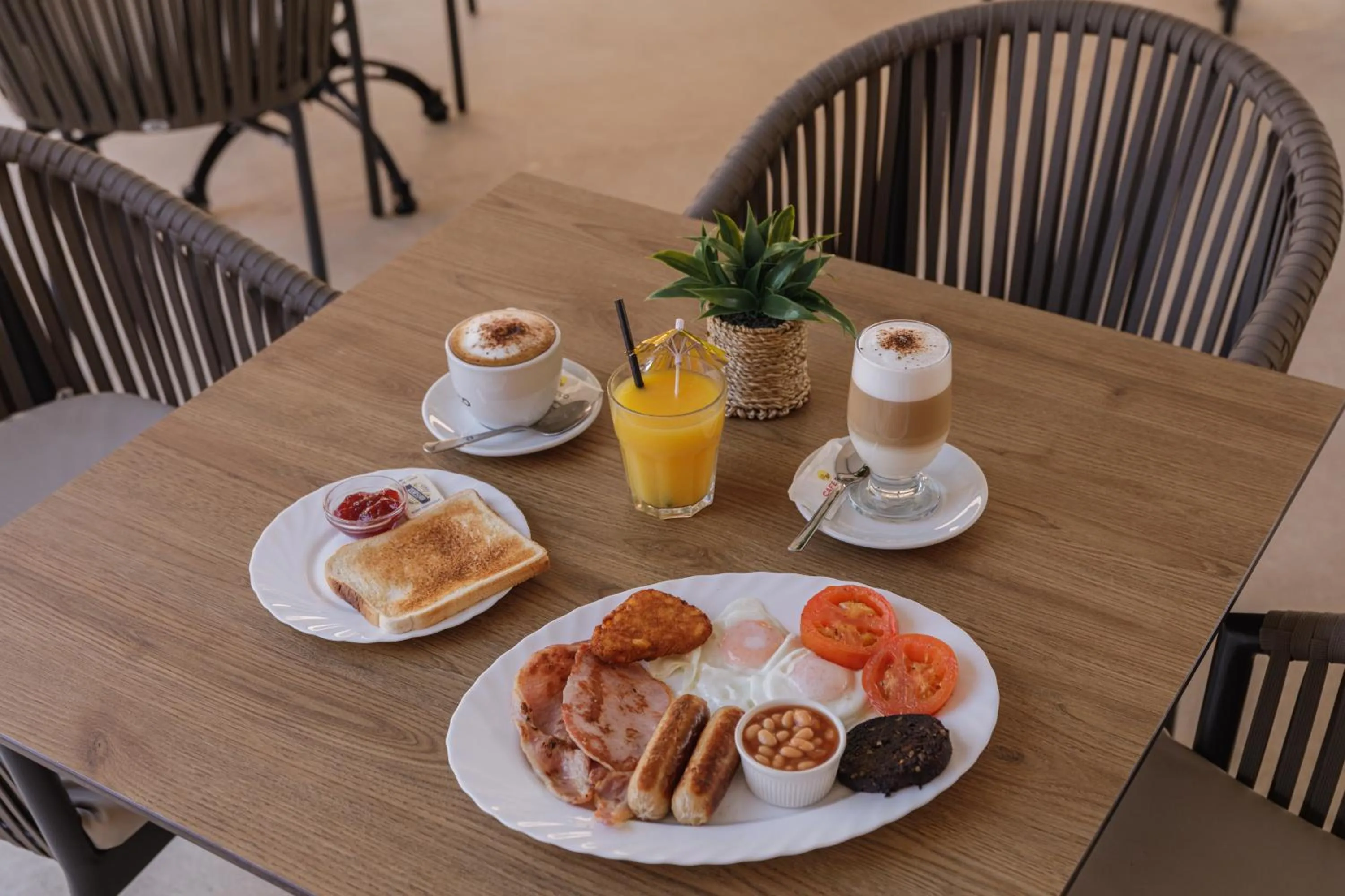 Property building in Hotel Gabarda