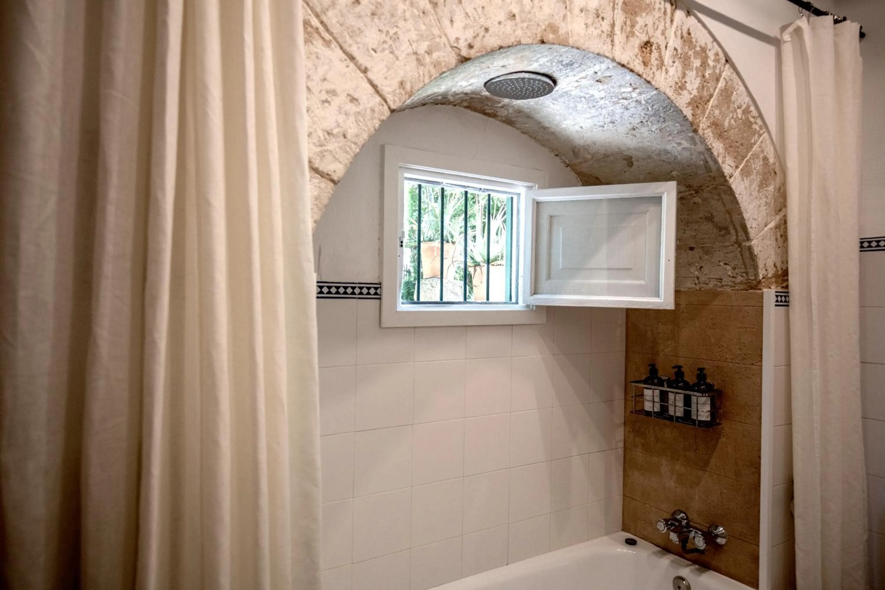 Shower in Agroturismo Son Boronat