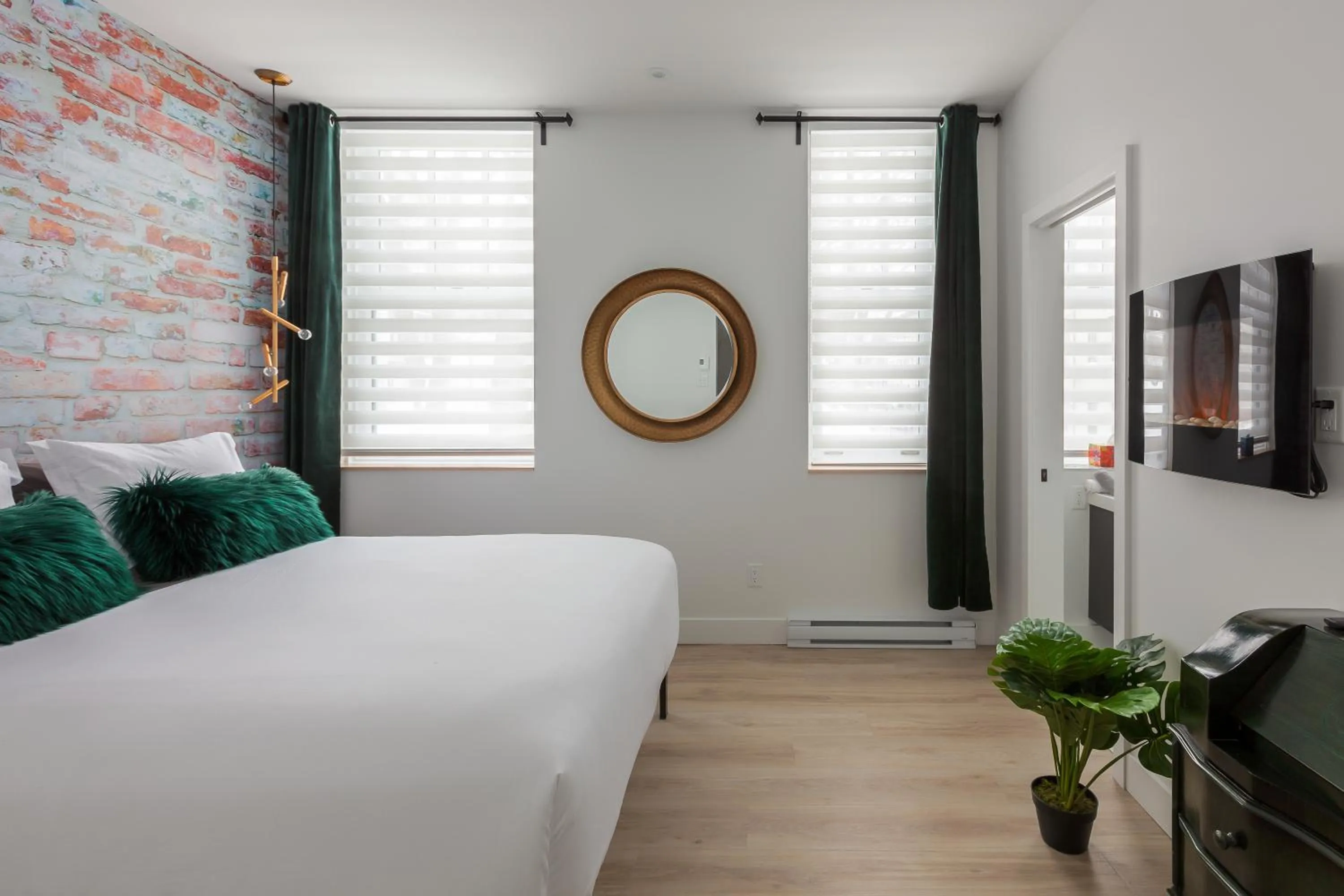 Bed in Les Lofts Ste-Anne