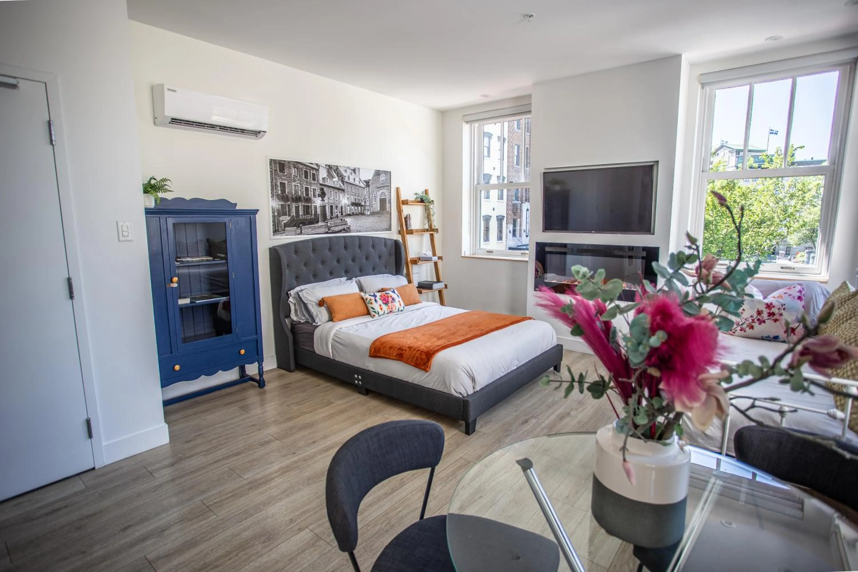 Bed in Les Lofts Ste-Anne