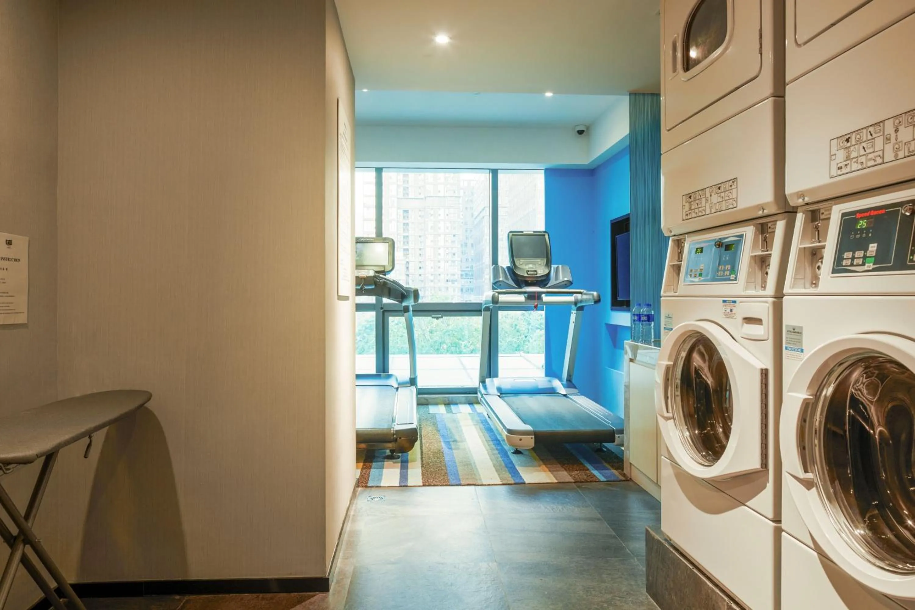 Fitness centre/facilities in Holiday Inn Express Fuzhou Downtown by IHG