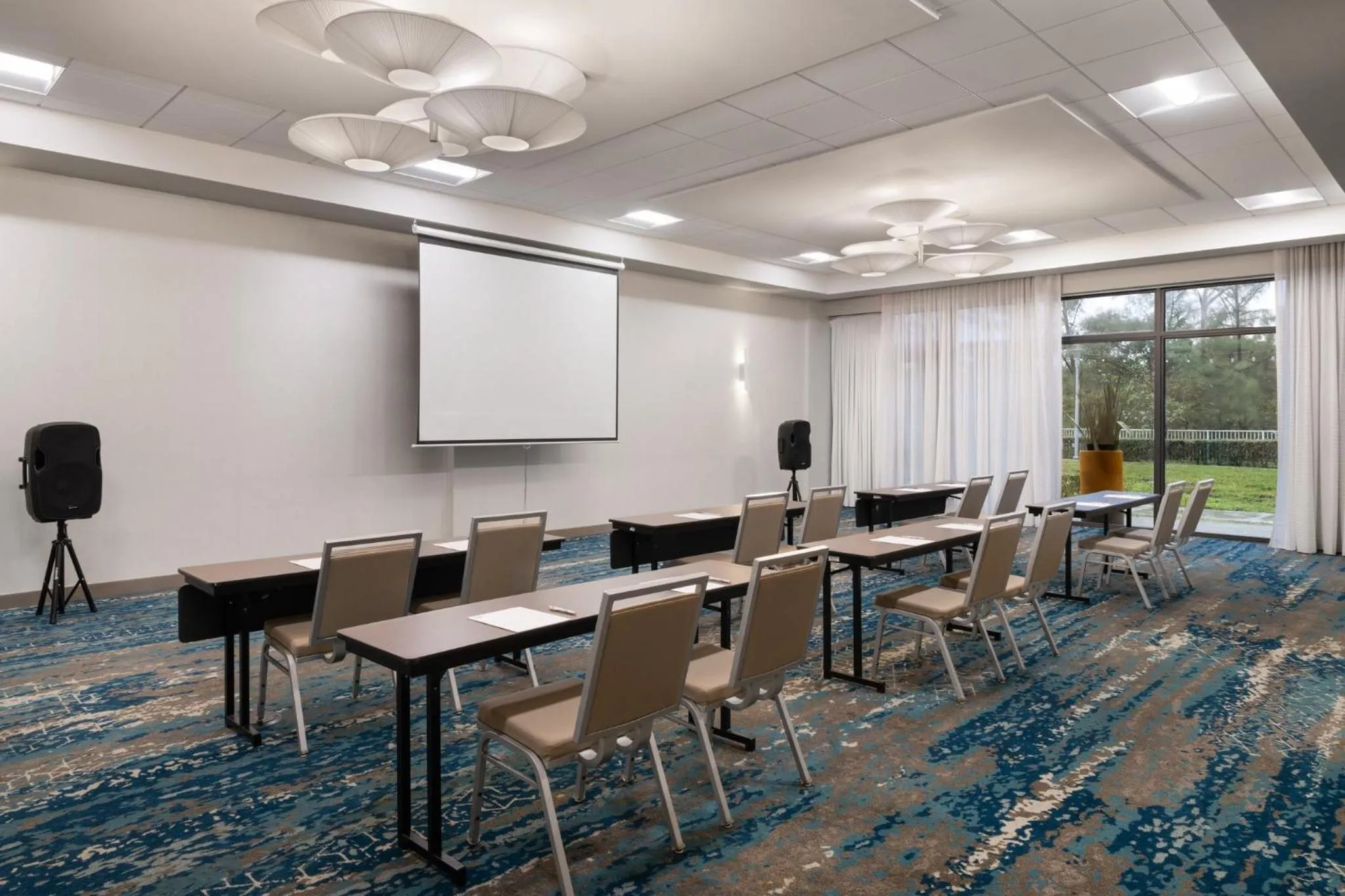Meeting/conference room in EVEN Hotel Miami - Airport by IHG