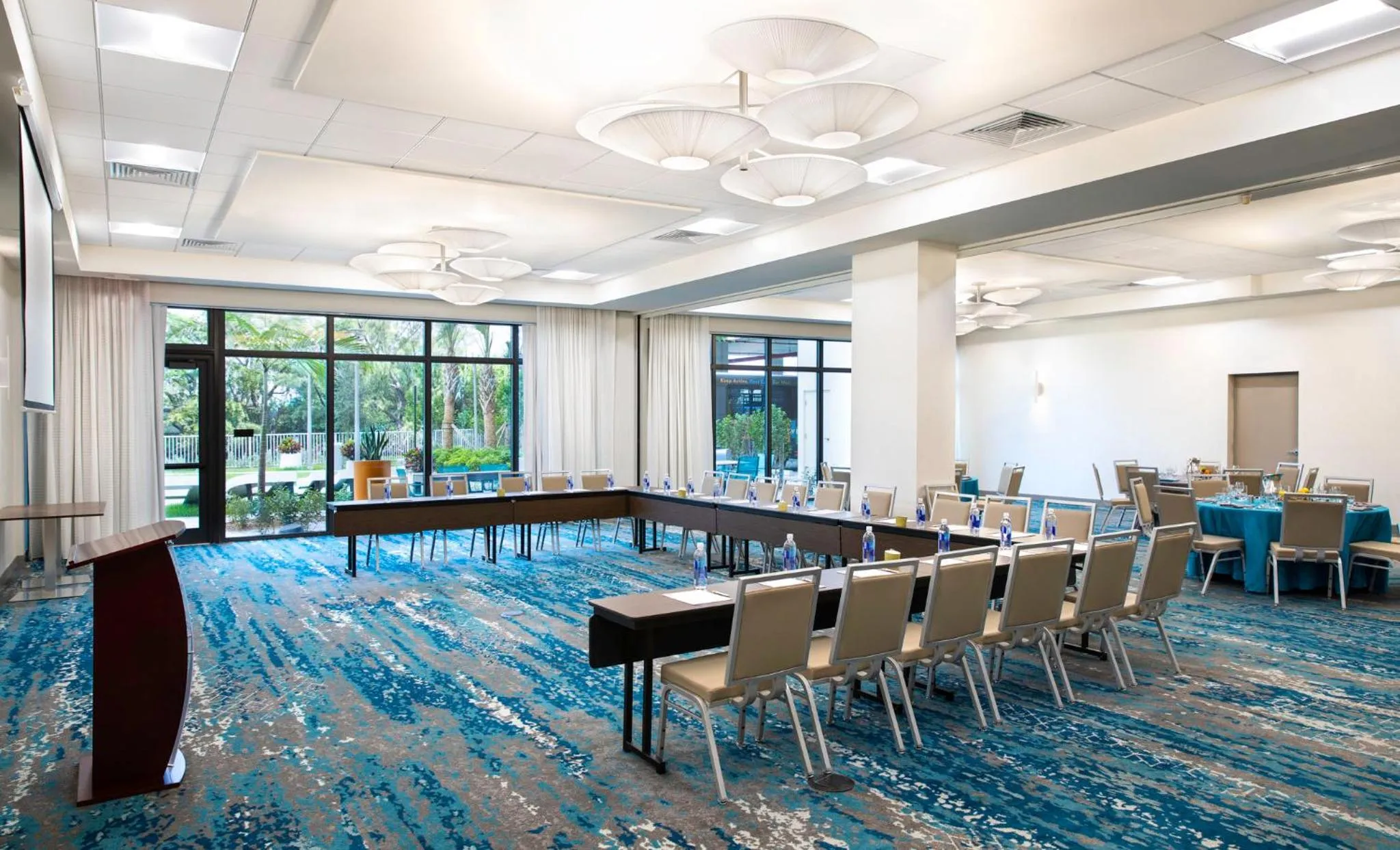 Meeting/conference room in EVEN Hotel Miami - Airport by IHG