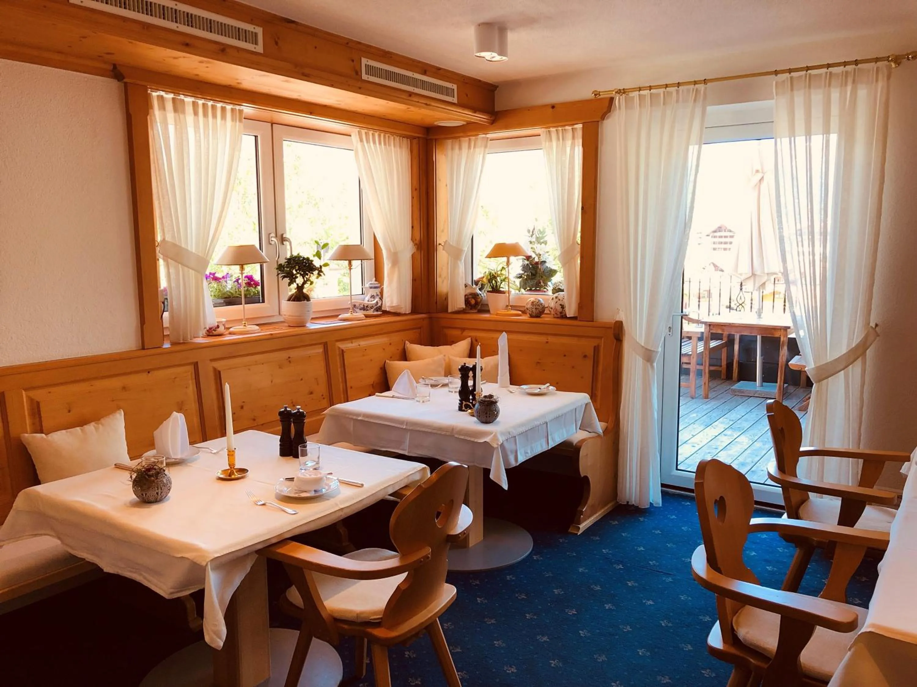 Restaurant/places to eat in Hotel Berghof