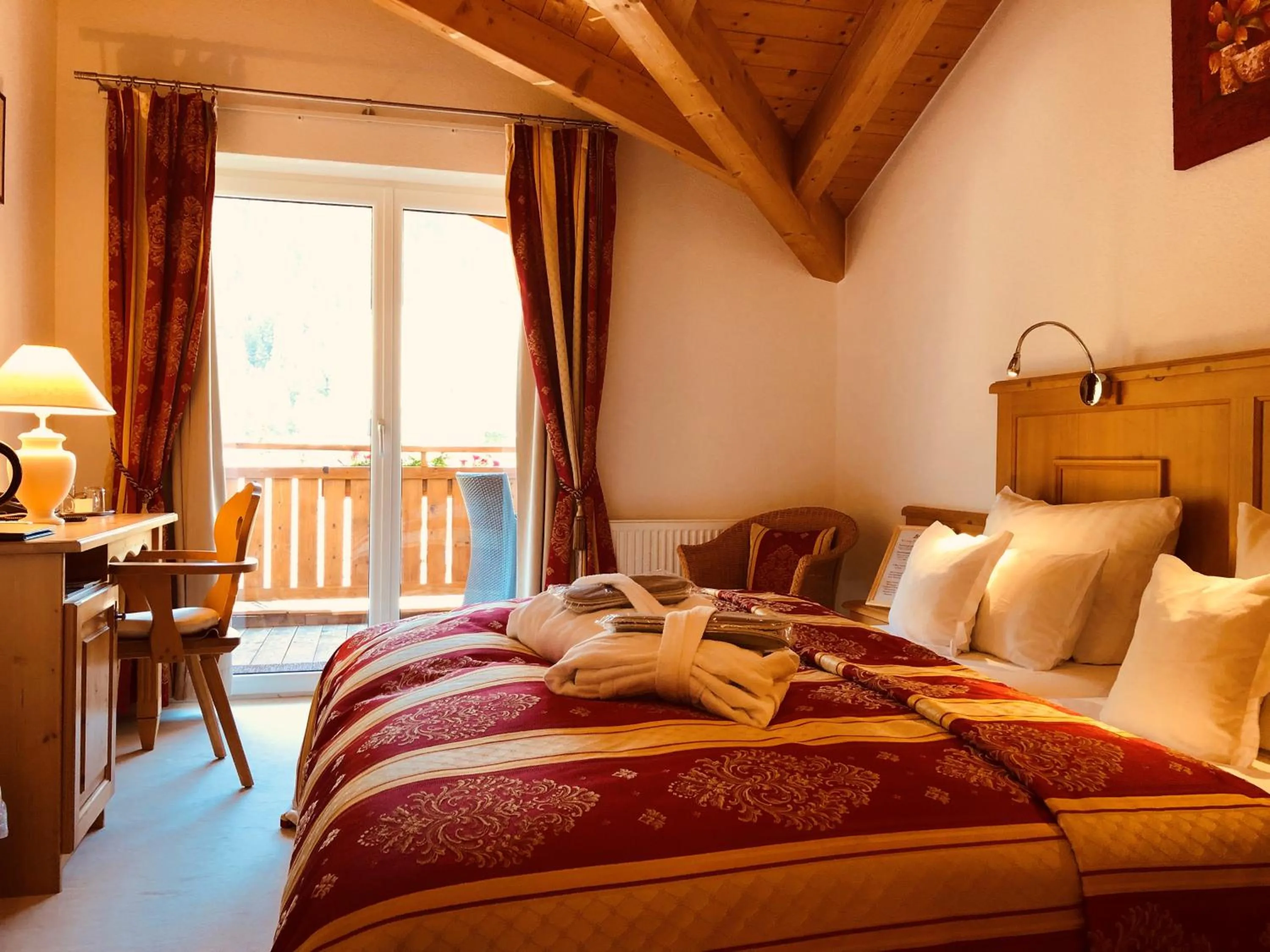 Bed in Hotel Berghof