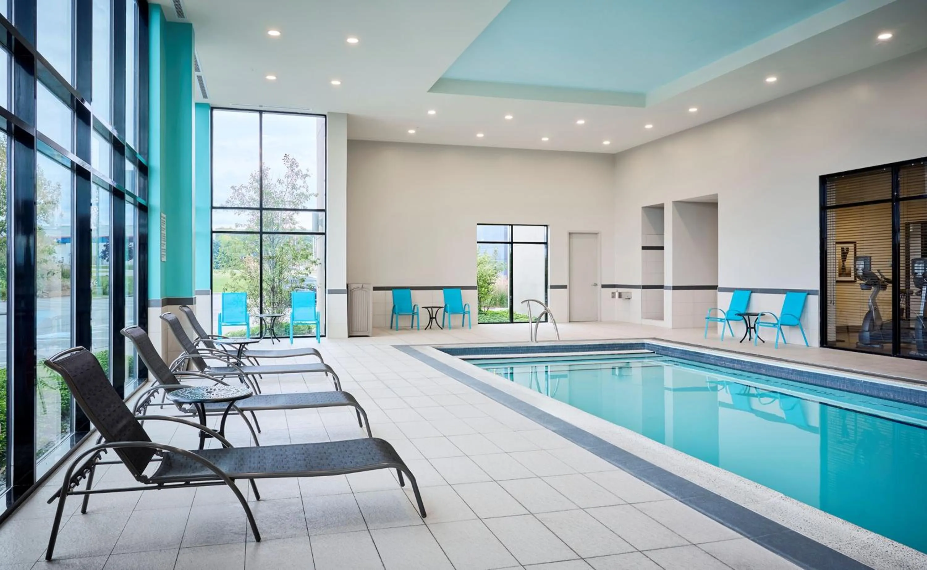 Swimming pool in Staybridge Suites Niagara-On-The-Lake by IHG