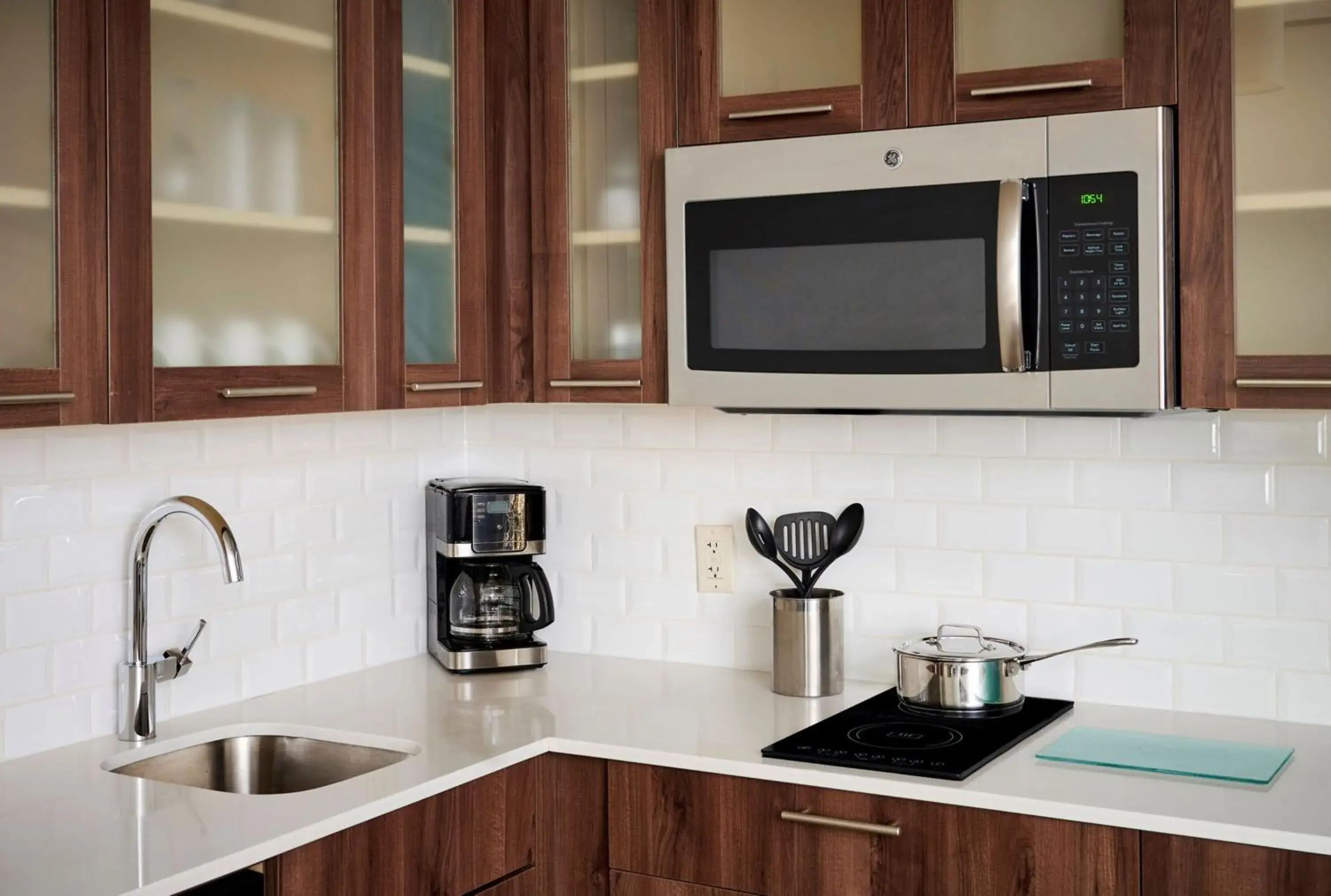 Queen Studio Suite in Staybridge Suites Niagara-On-The-Lake by IHG Queen Studio Suite in Staybridge Suites Niagara-On-The-Lake by IHG