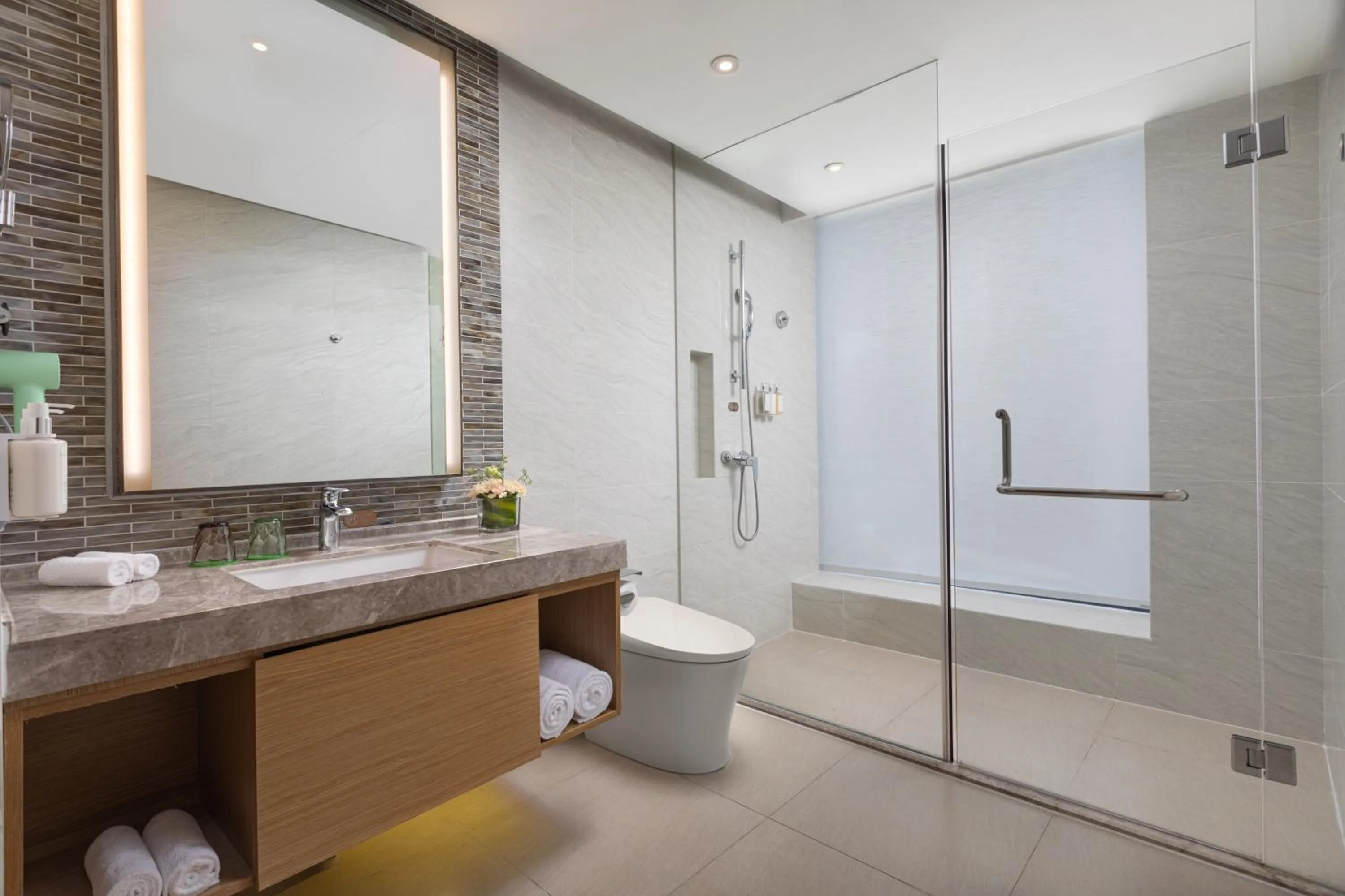 Bathroom in Holiday Inn Hangzhou Gongshu by IHG