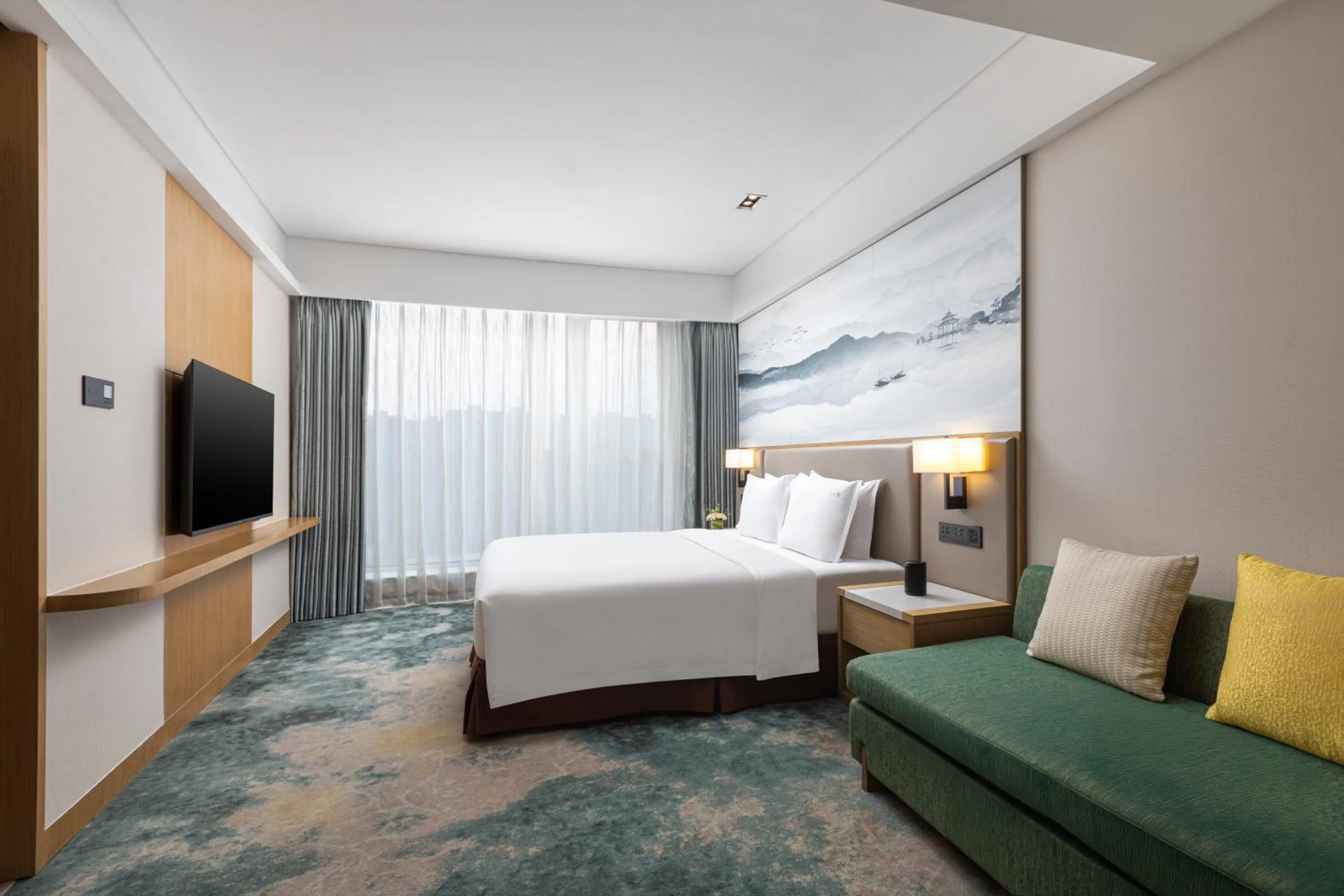 Bed in Holiday Inn Hangzhou Gongshu by IHG