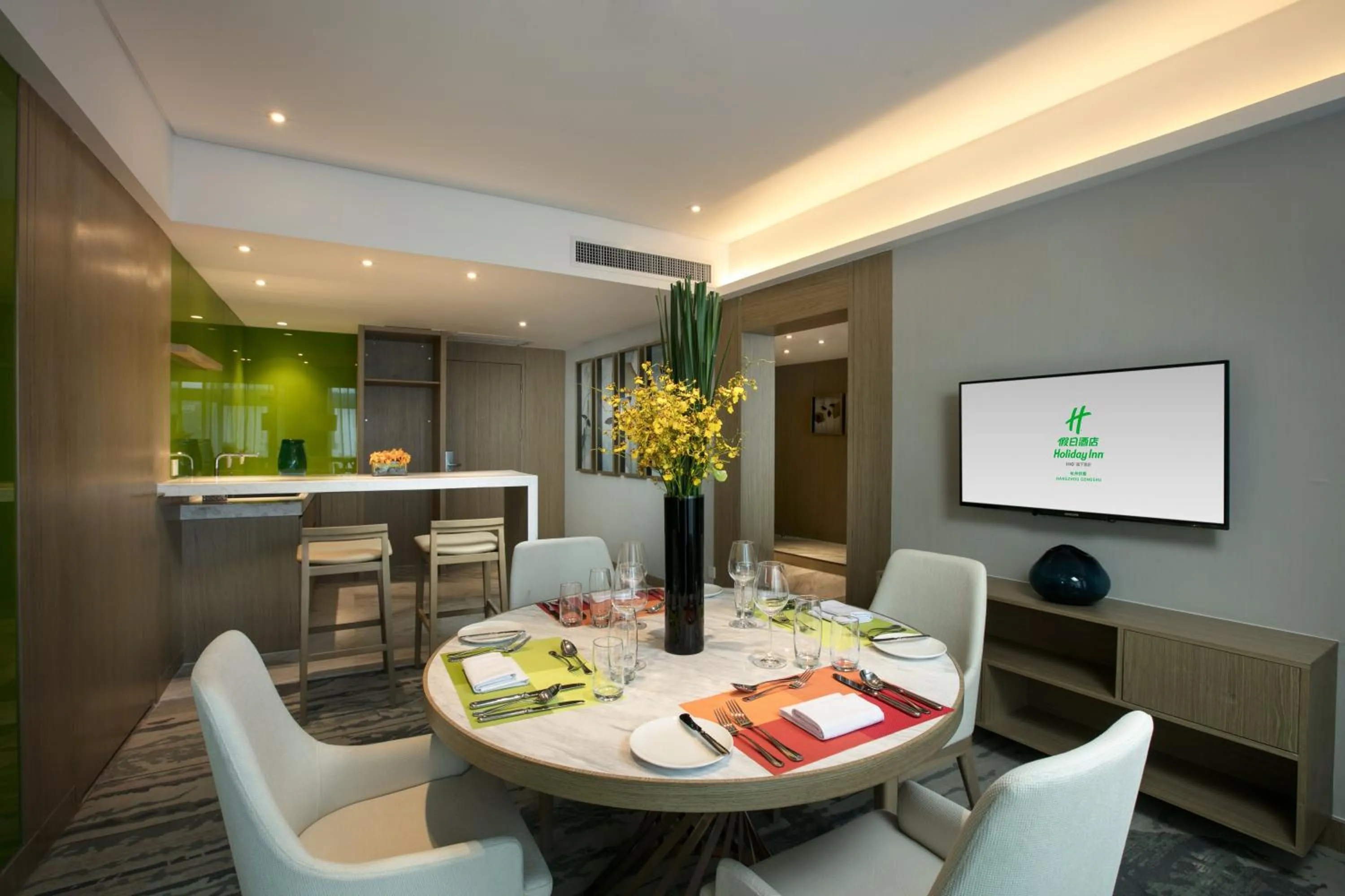 Photo of the whole room in Holiday Inn Hangzhou Gongshu by IHG