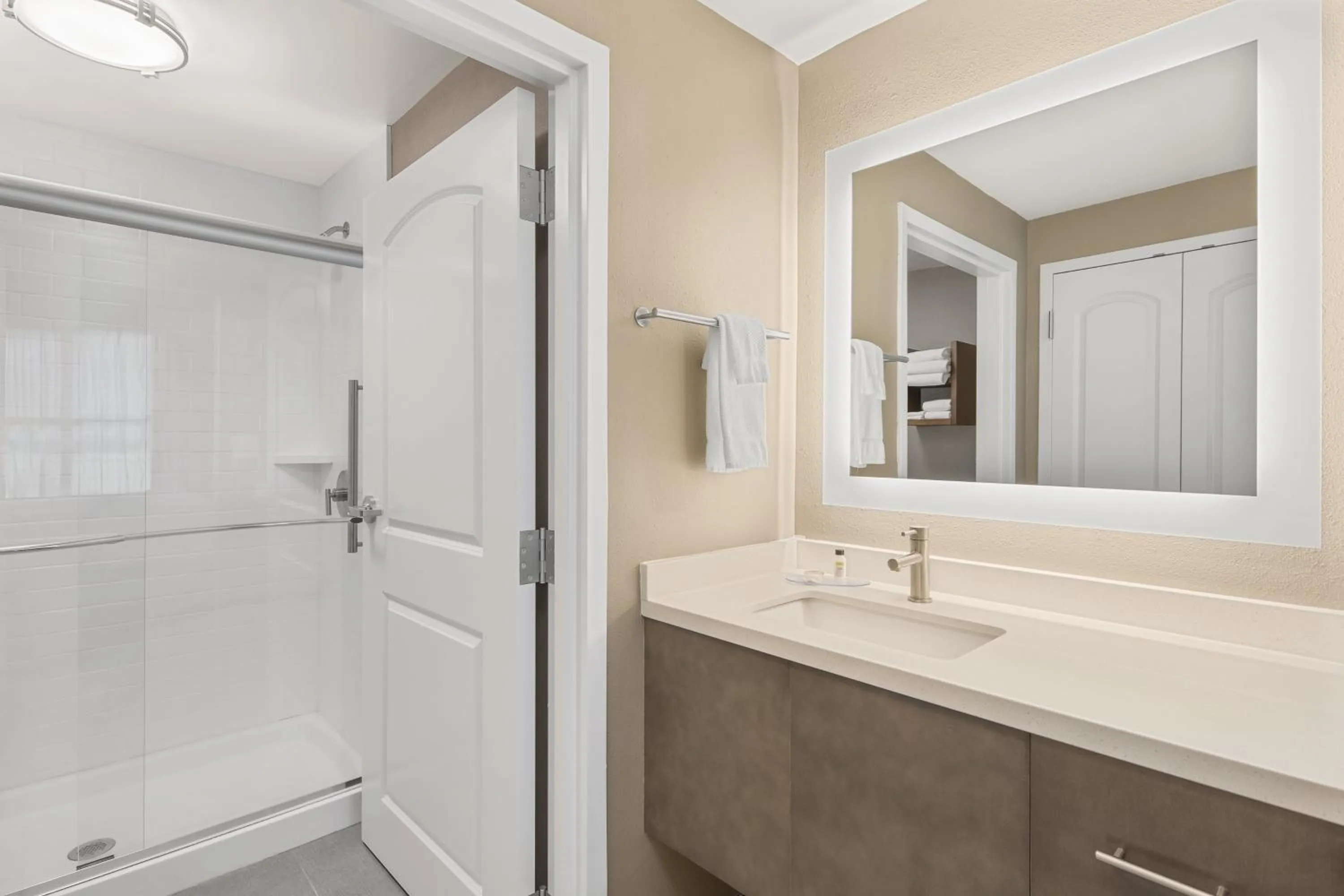 Bathroom in Staybridge Suites - Florence Center by IHG