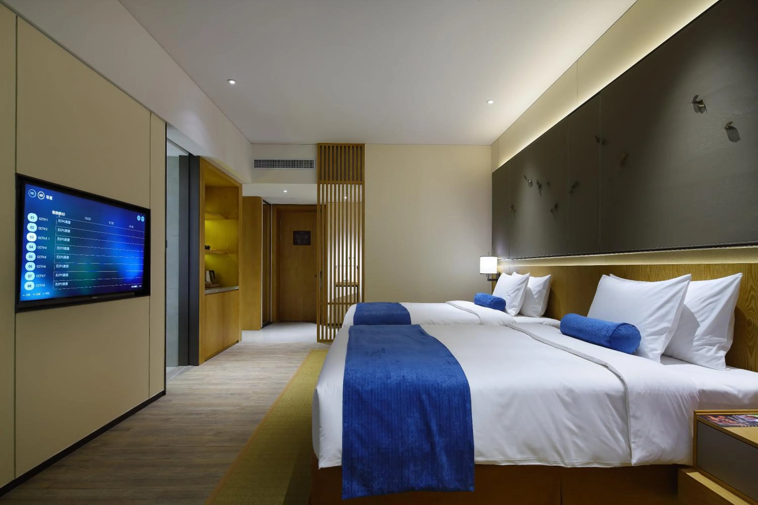 Photo of the whole room in Crowne Plaza Nanchang Wanli by IHG