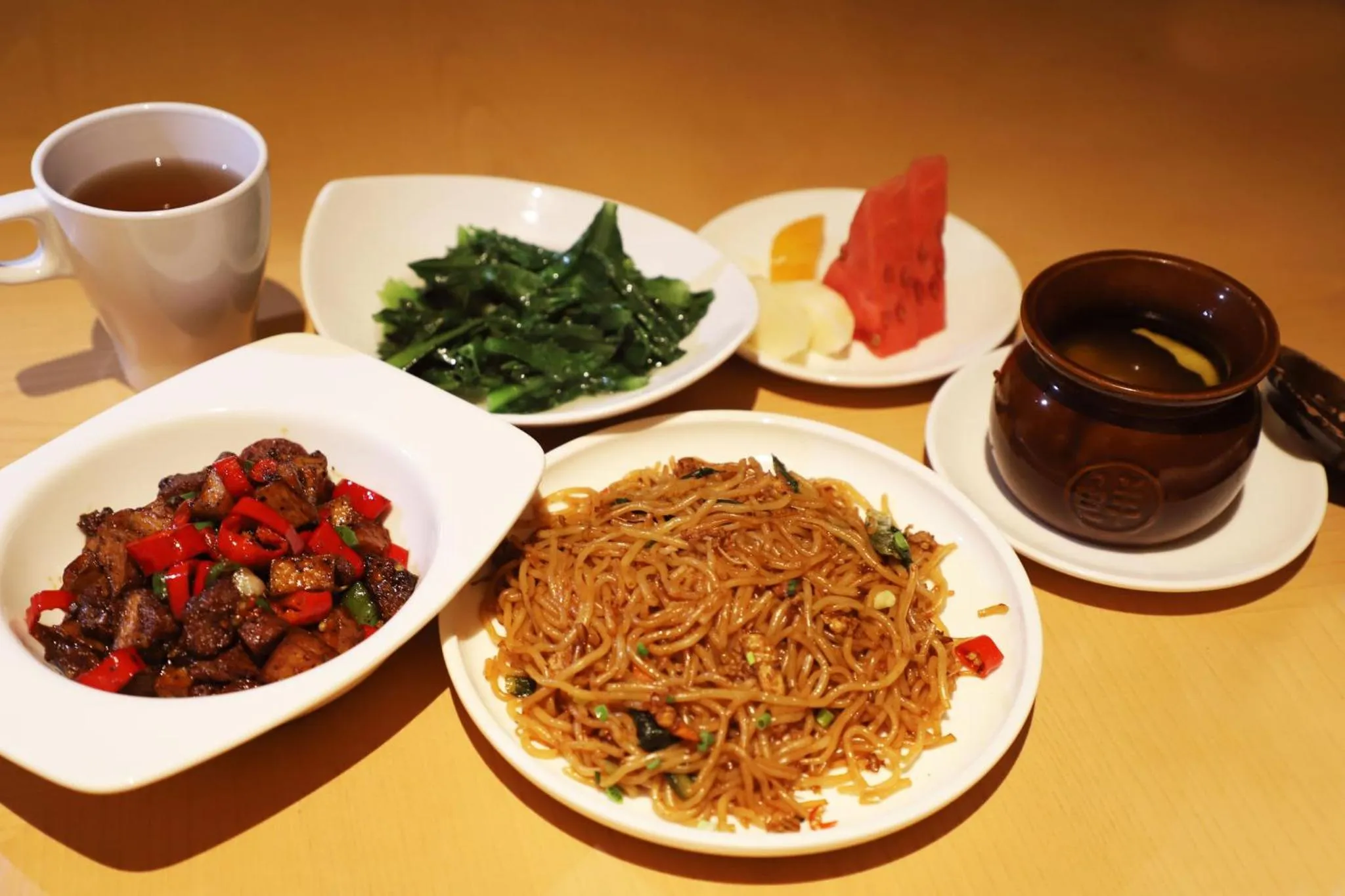 Restaurant/places to eat in Crowne Plaza Nanchang Wanli by IHG