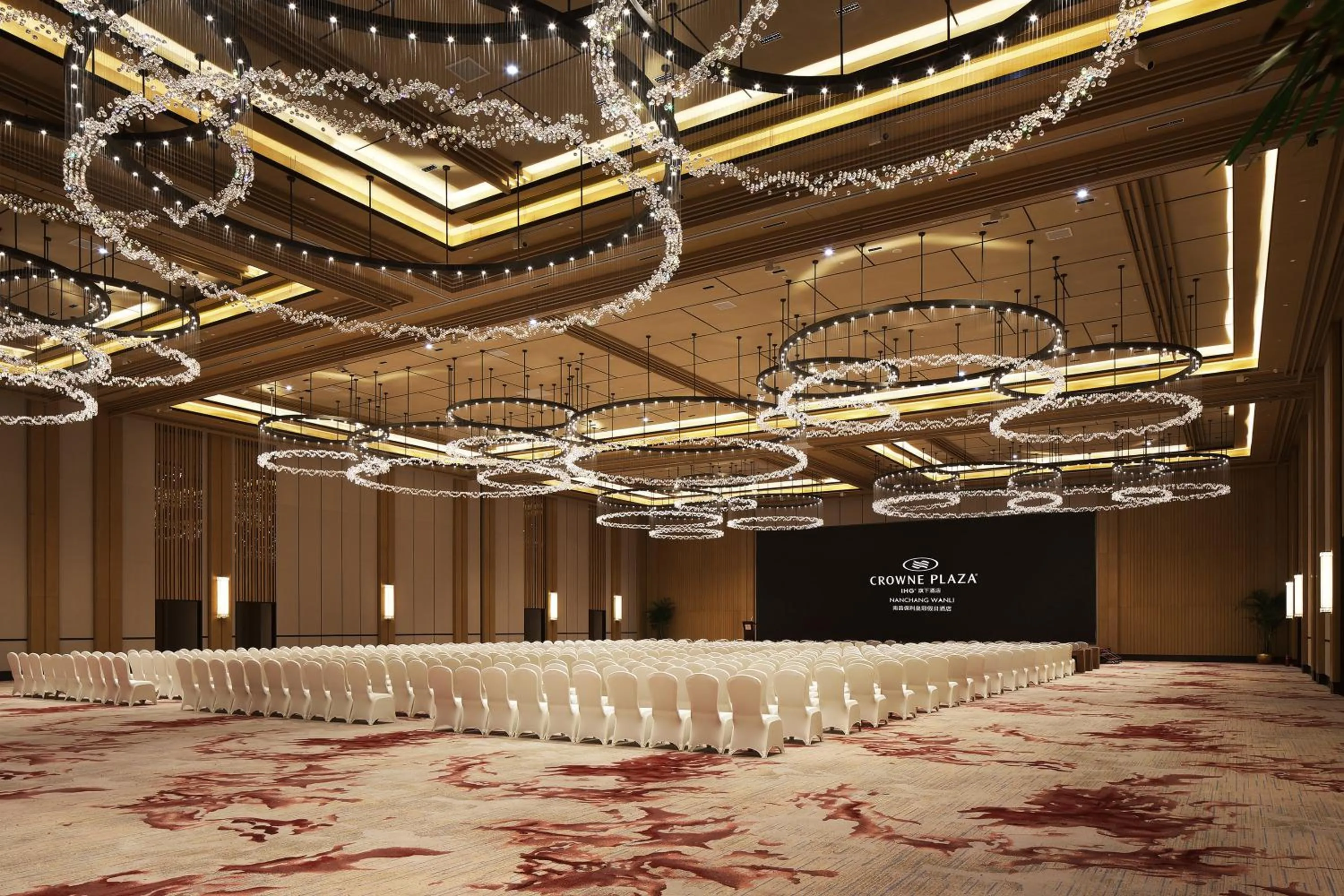 Banquet/Function facilities in Crowne Plaza Nanchang Wanli by IHG