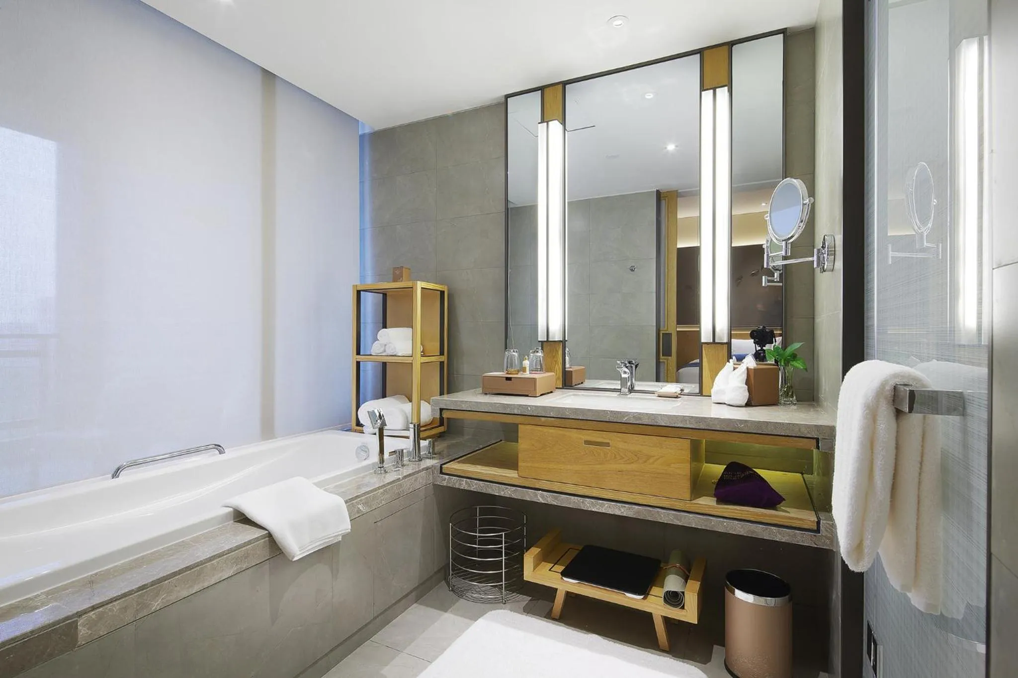 Bathroom in Crowne Plaza Nanchang Wanli by IHG