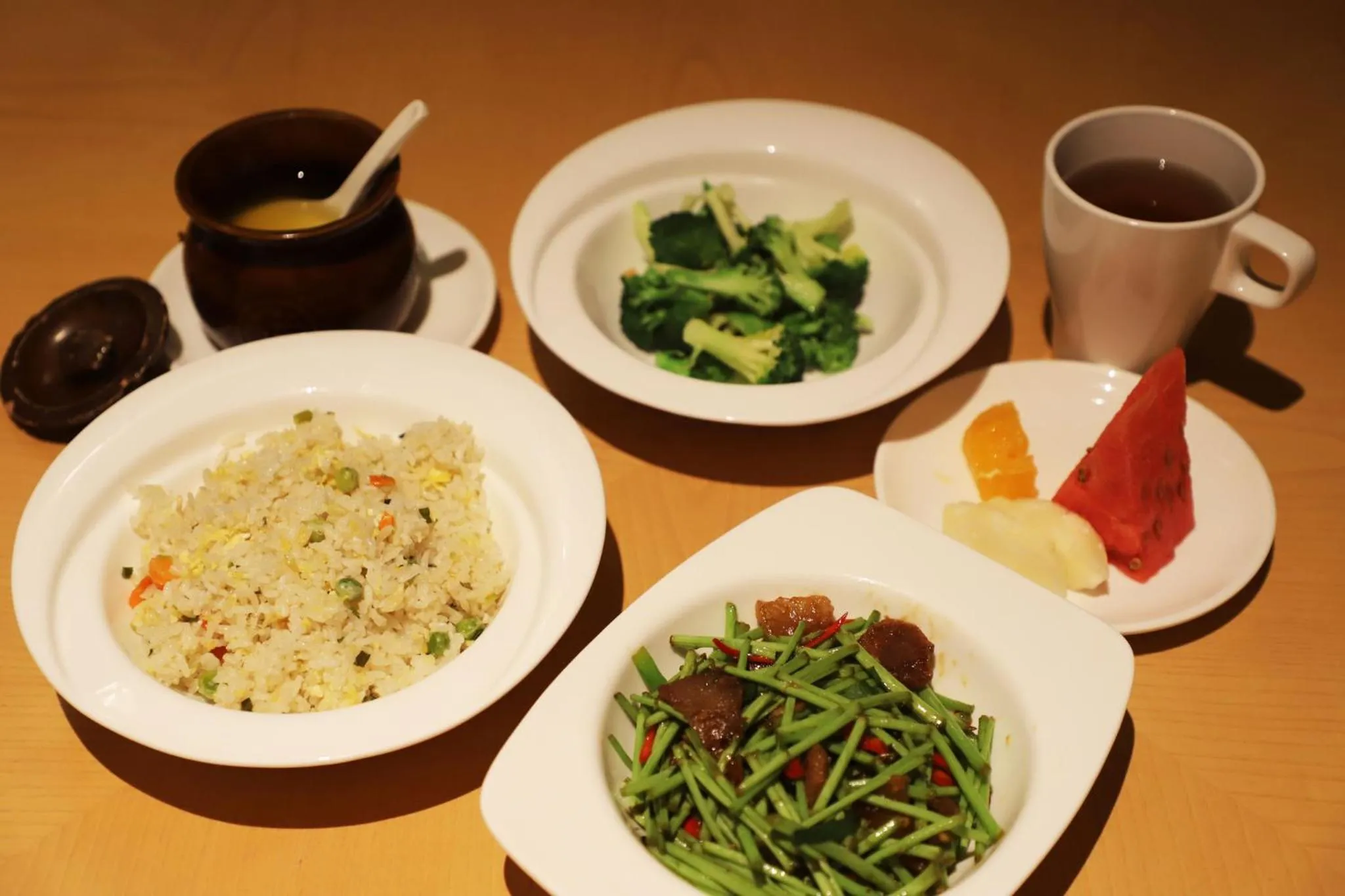 Restaurant/places to eat in Crowne Plaza Nanchang Wanli by IHG