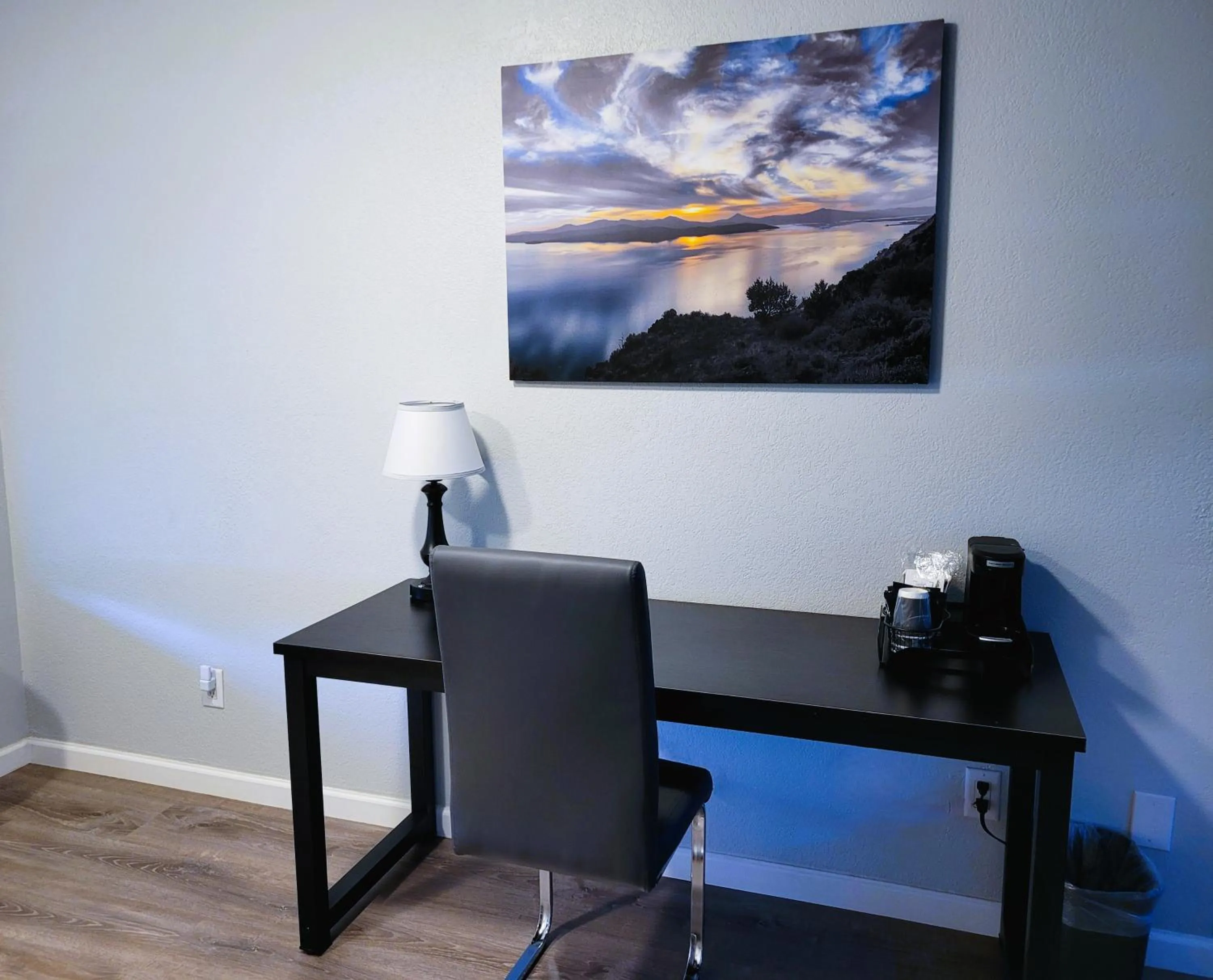Seating area in Cerulean Hotel