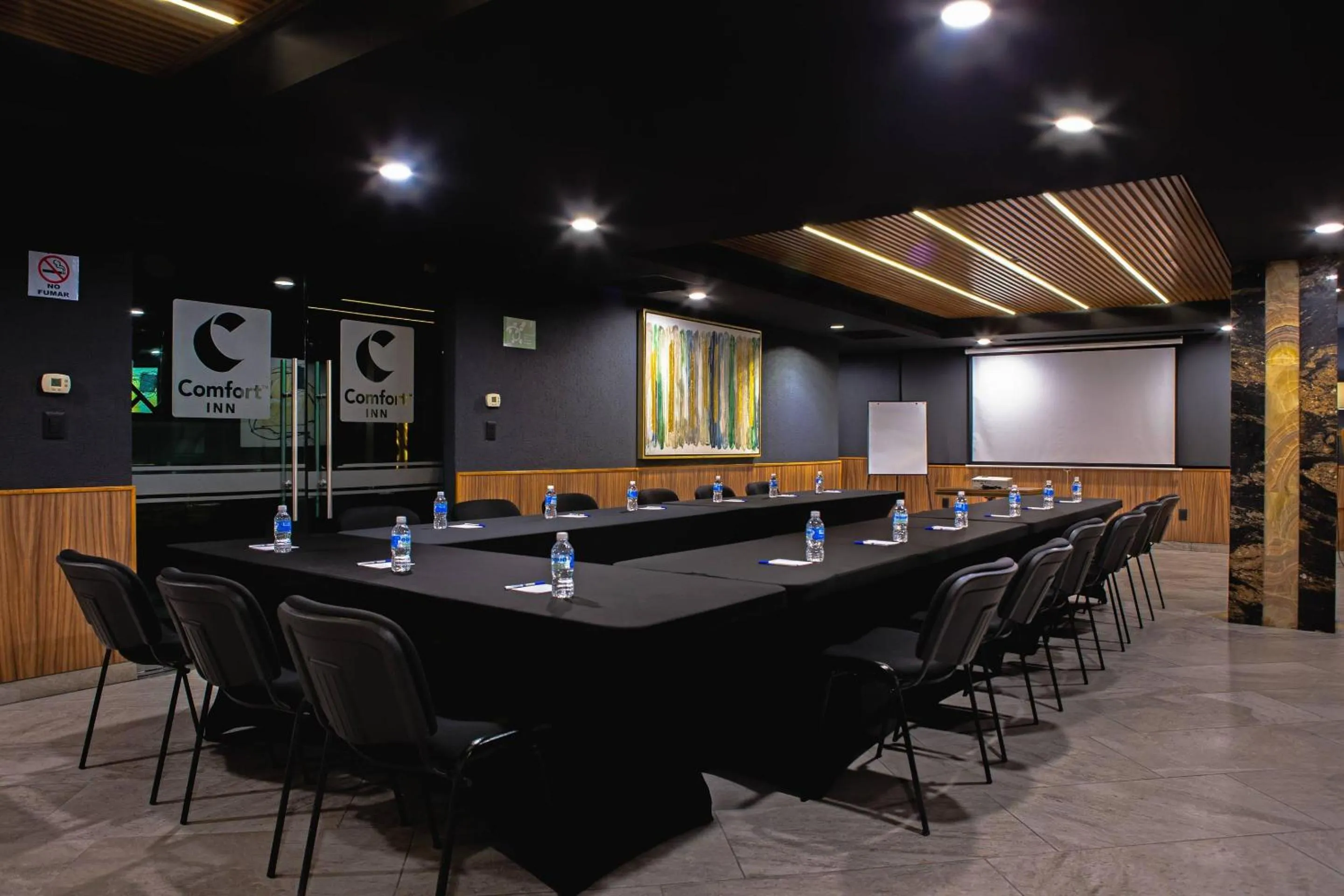 Meeting/conference room in Comfort Inn Queretaro Tecnologico