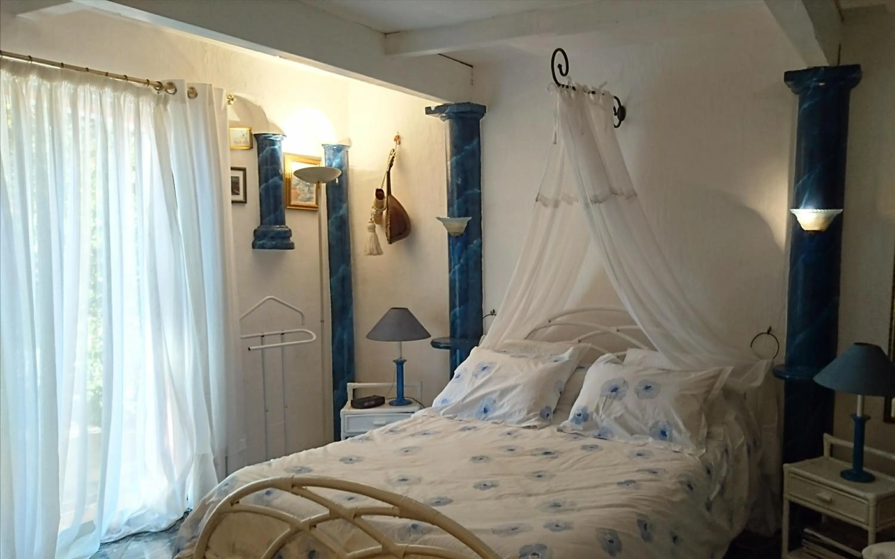 Photo of the whole room, Bed in La Florentine