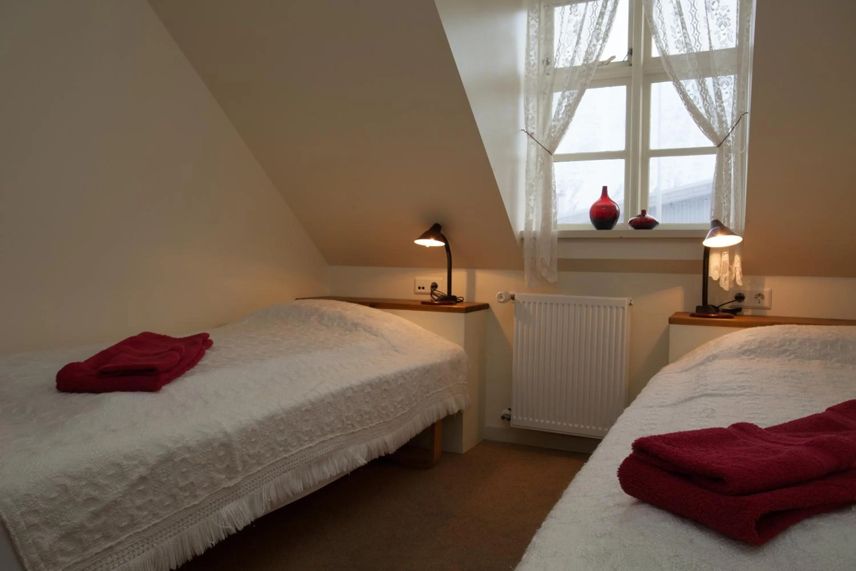 Property building, Bed in Guesthouse Gamla