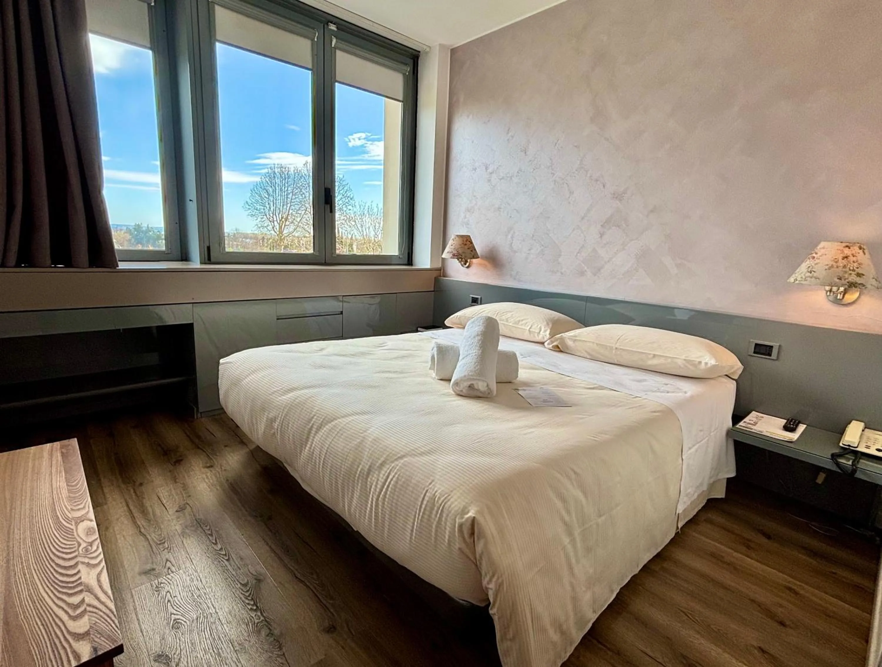 Bed in Hotel Alfieri