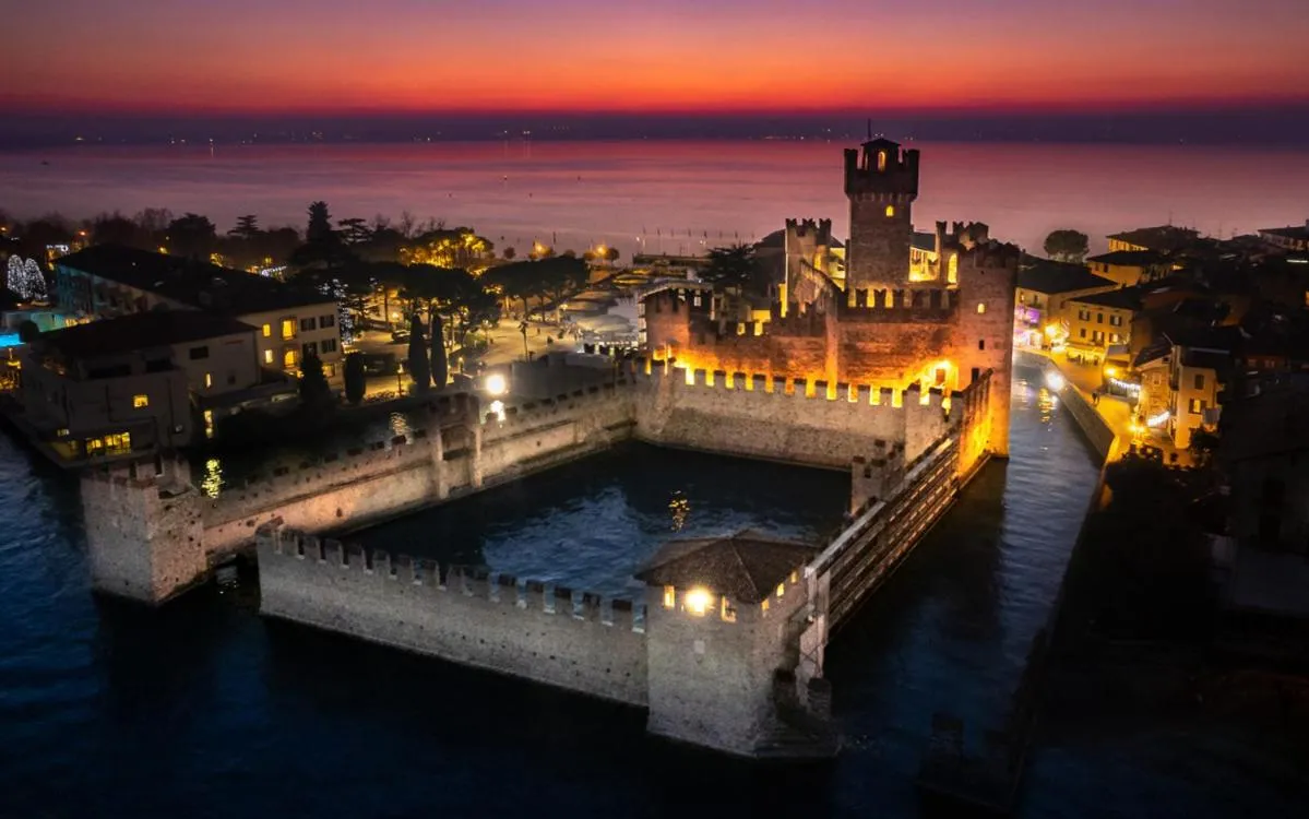 Property building in Hotel Alfieri