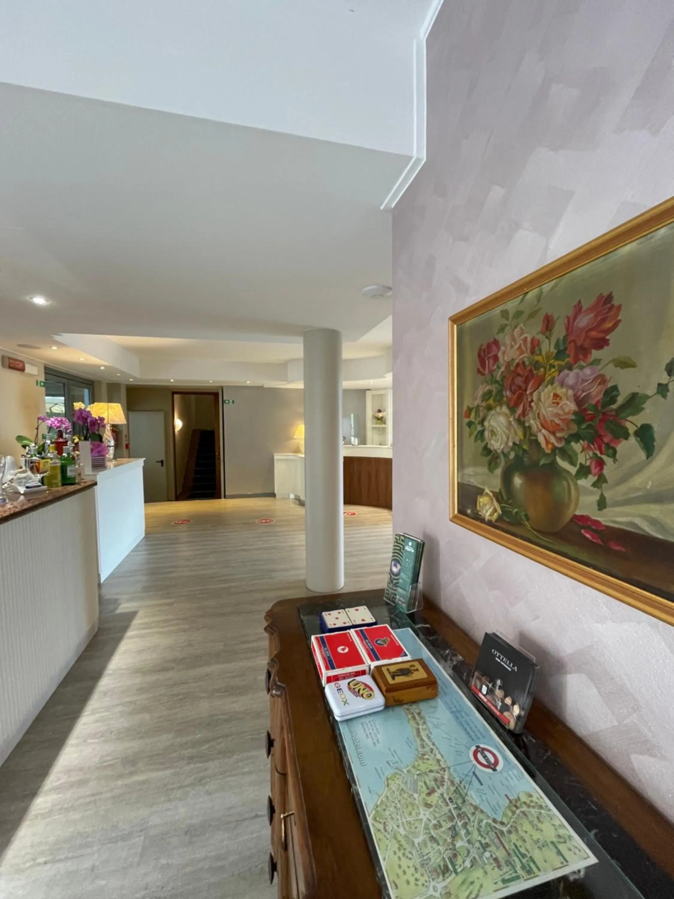 Lobby or reception in Hotel Alfieri