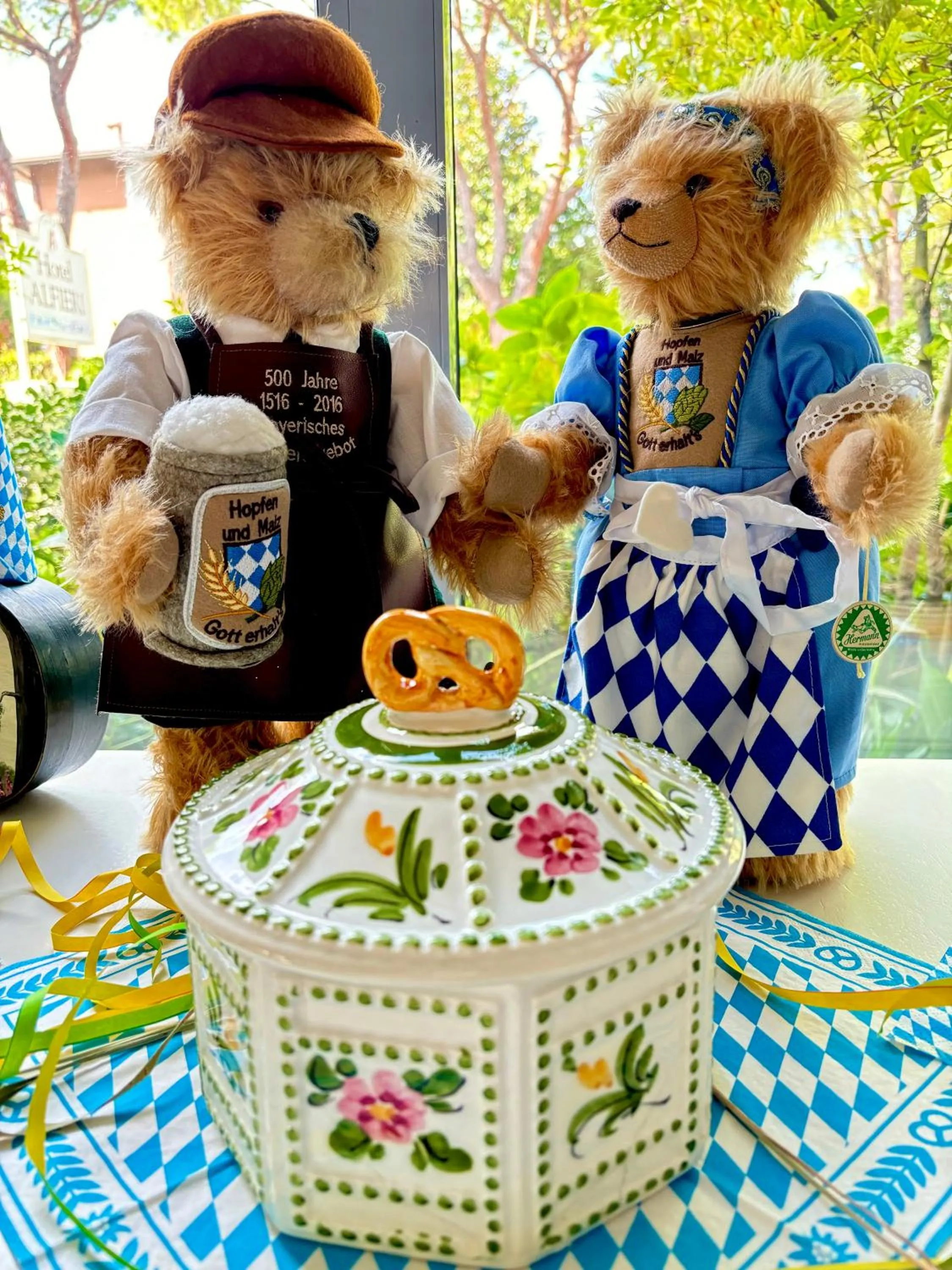 Decorative detail in Hotel Alfieri