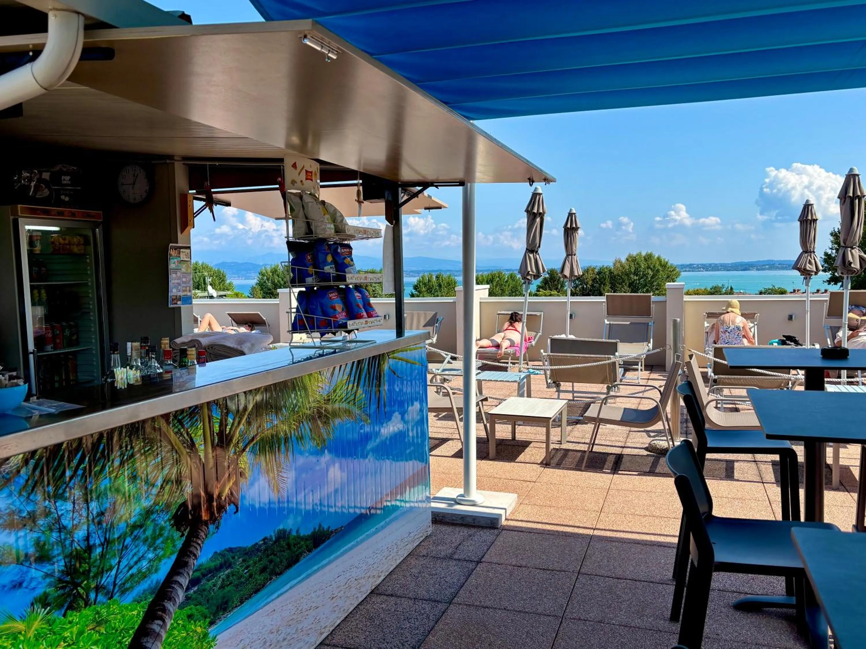 Swimming pool in Hotel Alfieri