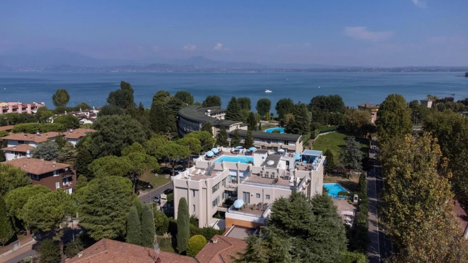 Property building in Hotel Alfieri