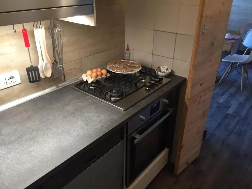 Kitchen or kitchenette in Relais Totì BeB bed e breakfast