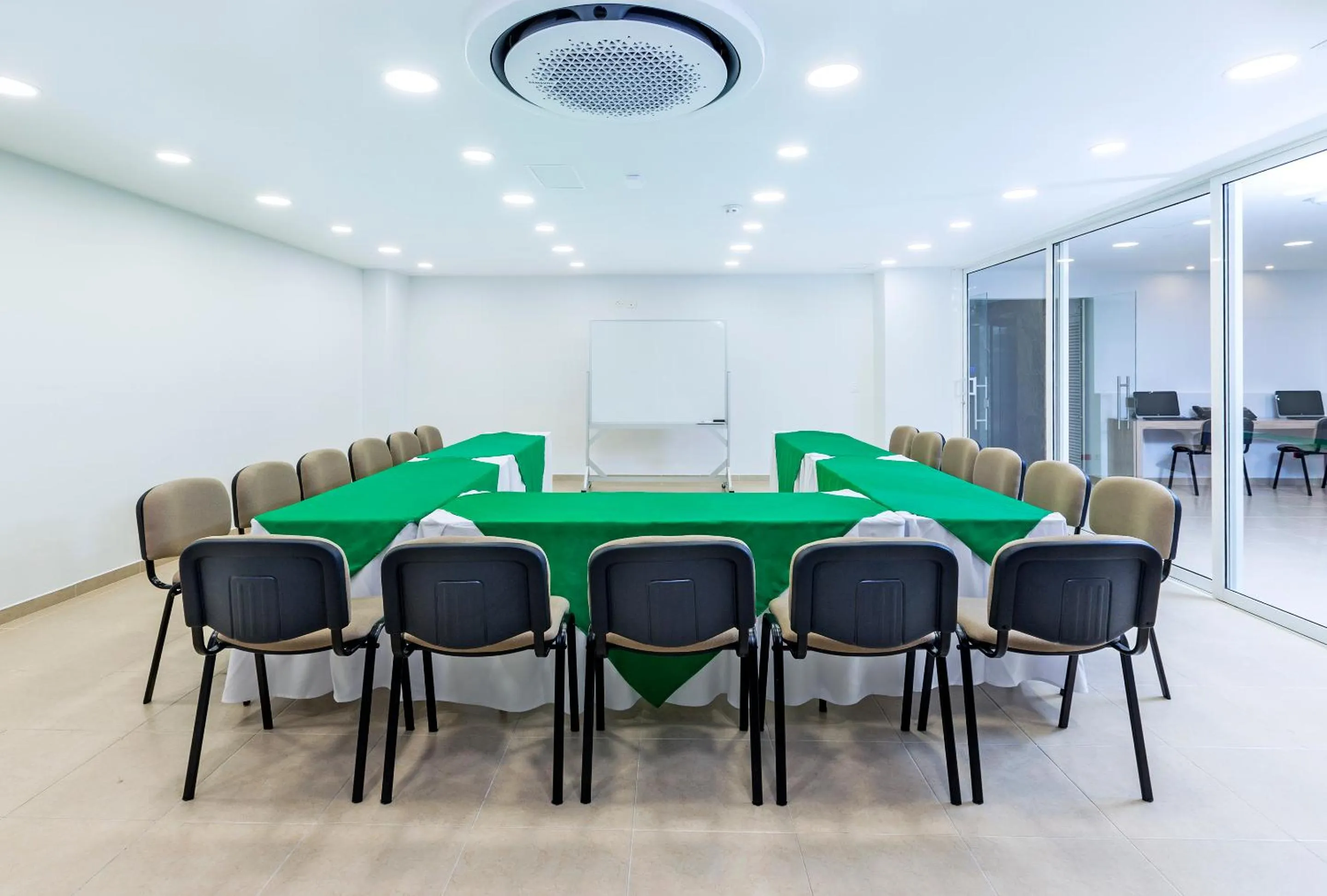Meeting/conference room in Torca Hotel