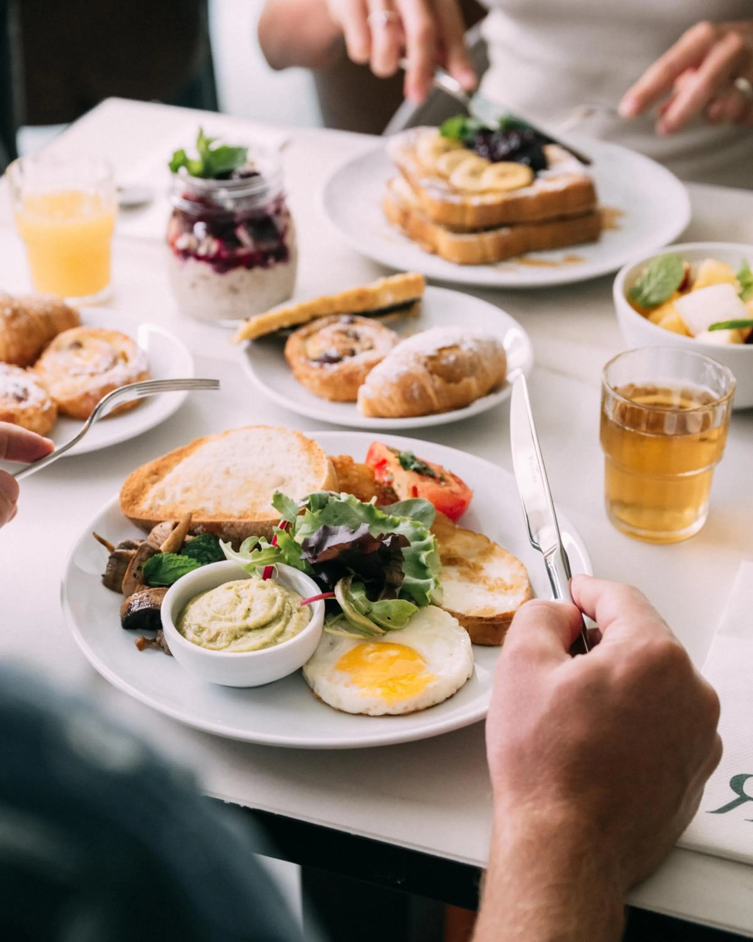 Breakfast in The Cumberland by NEU Collective