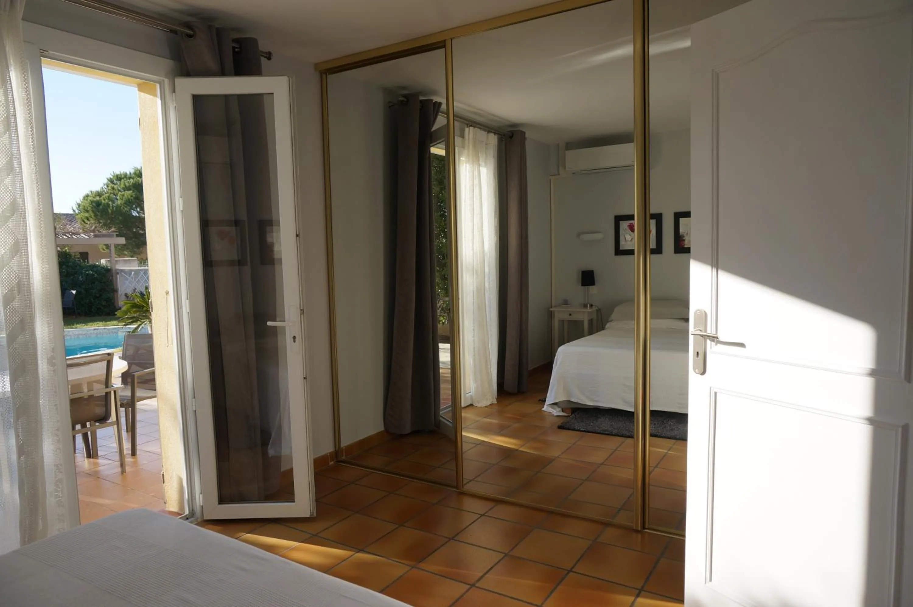 Bed in Mer et Soleil