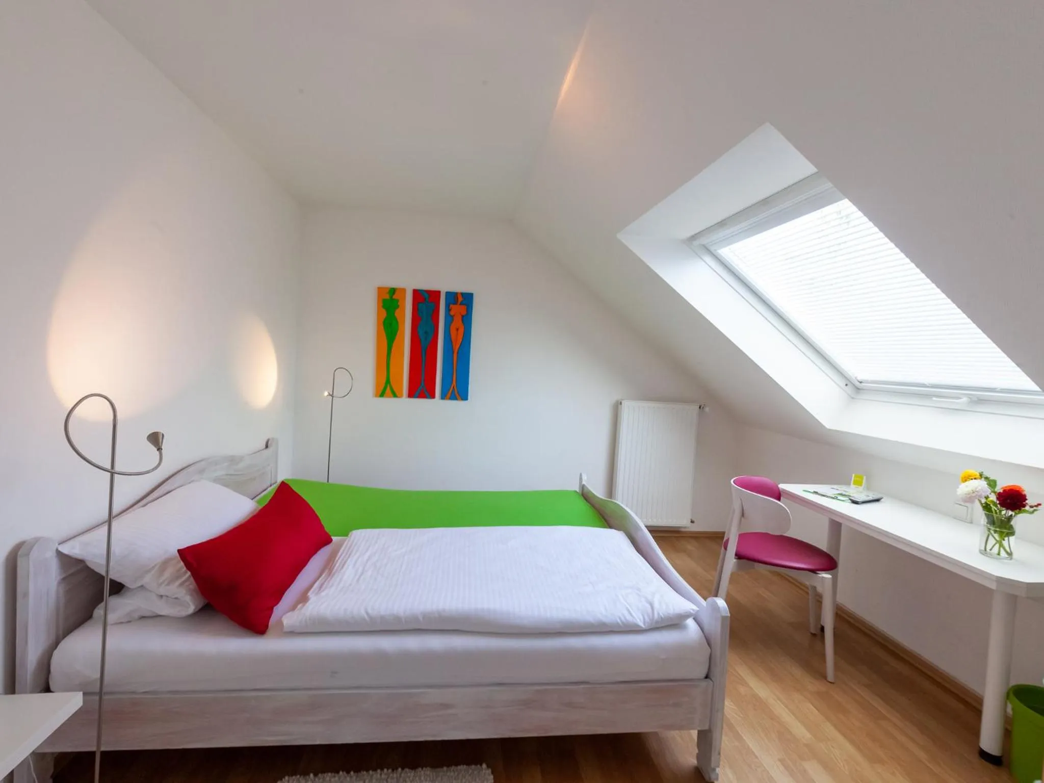 Photo of the whole room, Bed in Hotel Eikamper Höhe