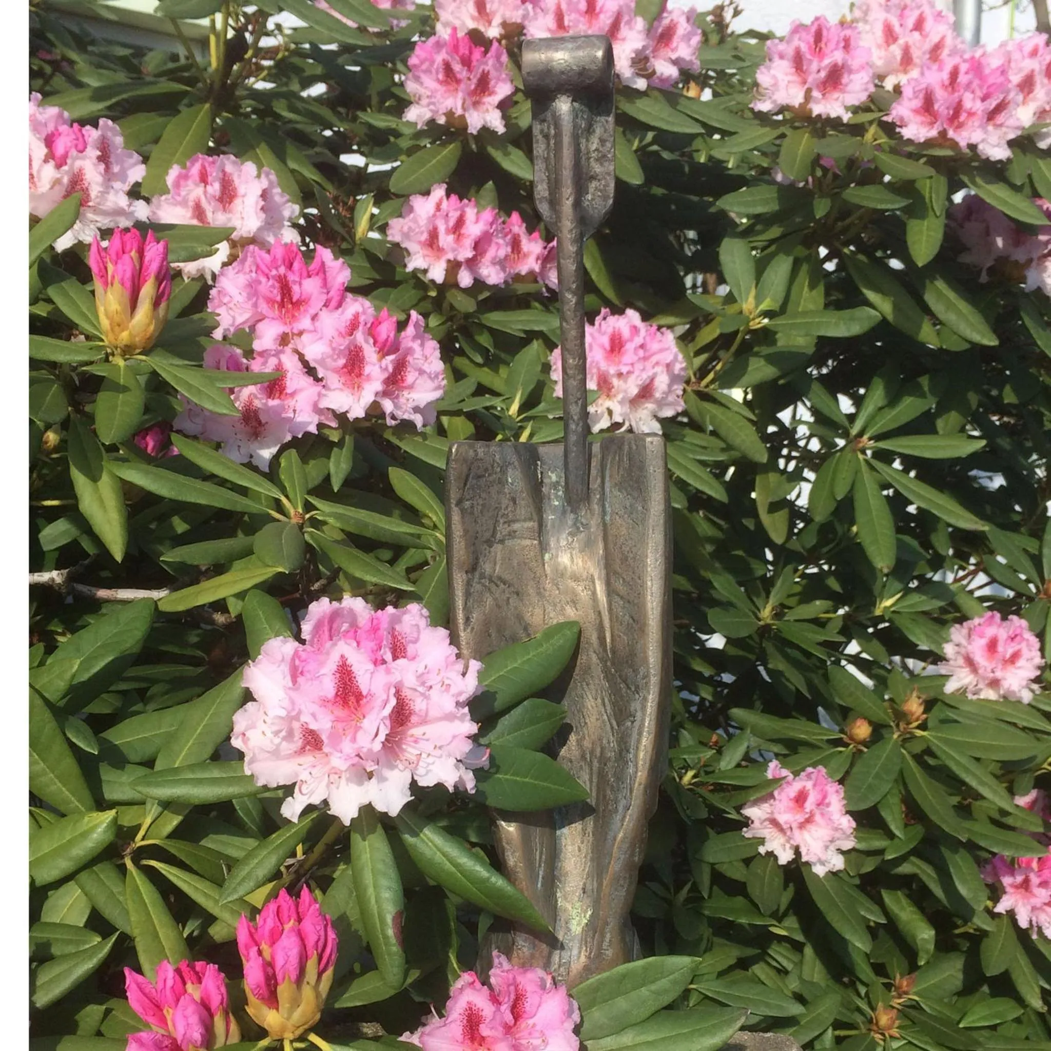 Garden view in Hotel Eikamper Höhe