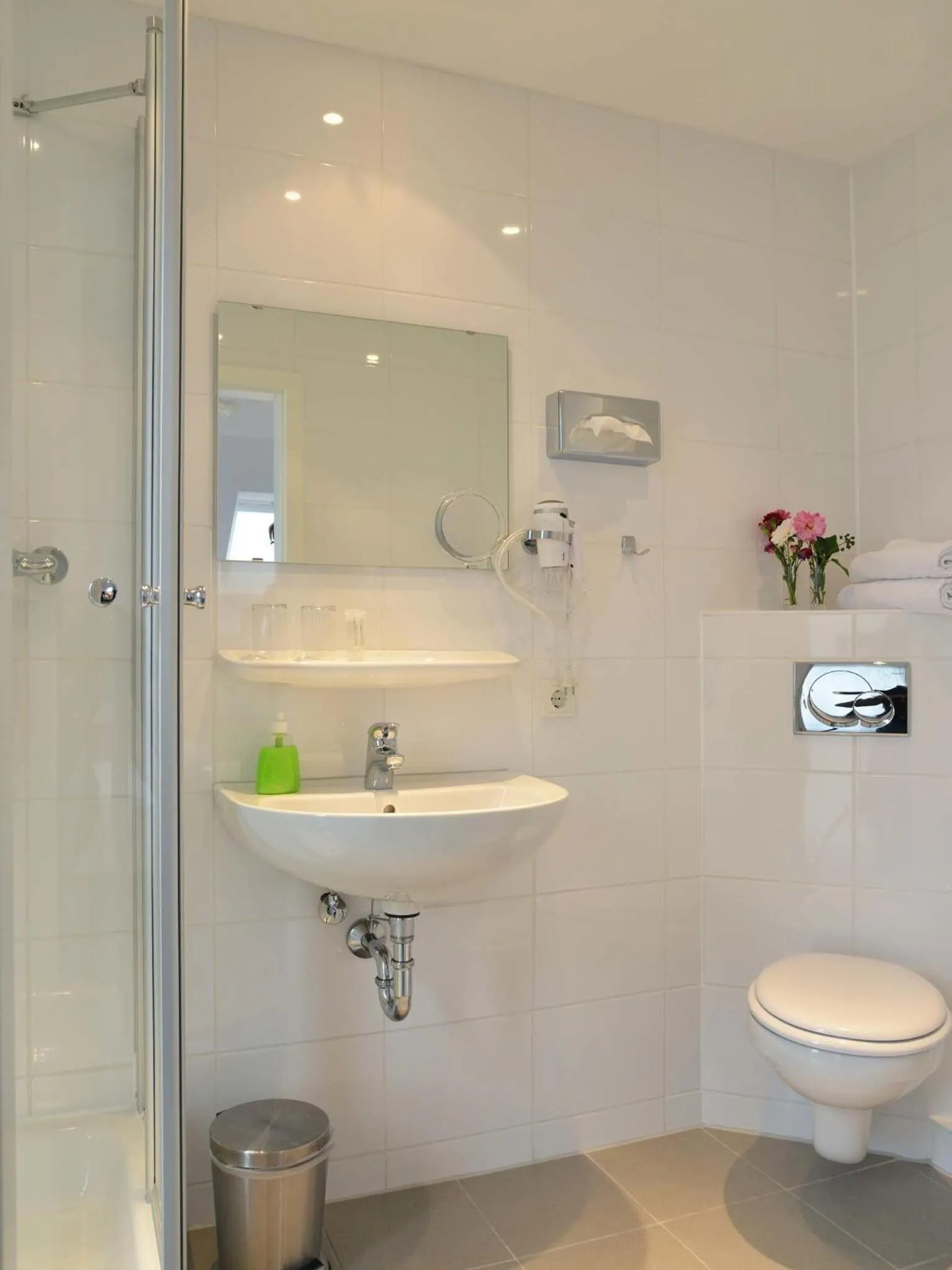 Bathroom in Hotel Eikamper Höhe