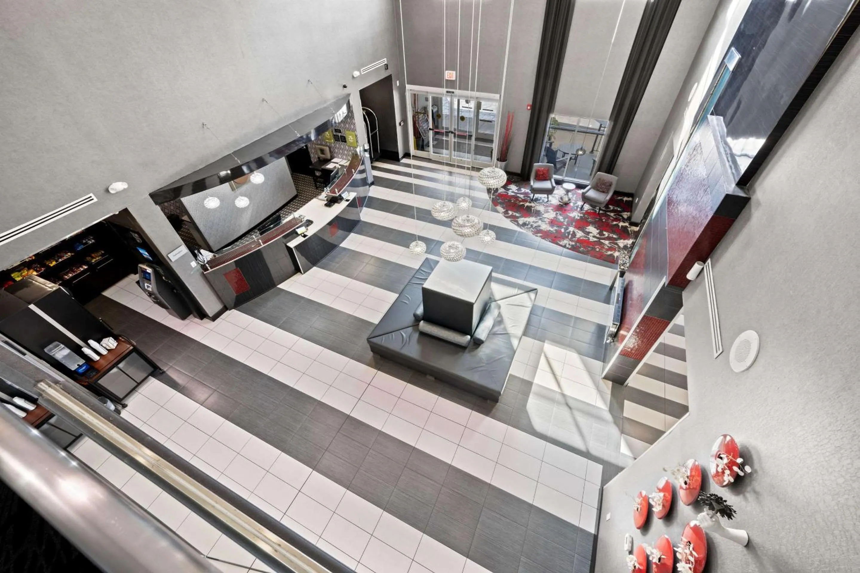 Lobby or reception in Comfort Suites Williamsburg Historic Area