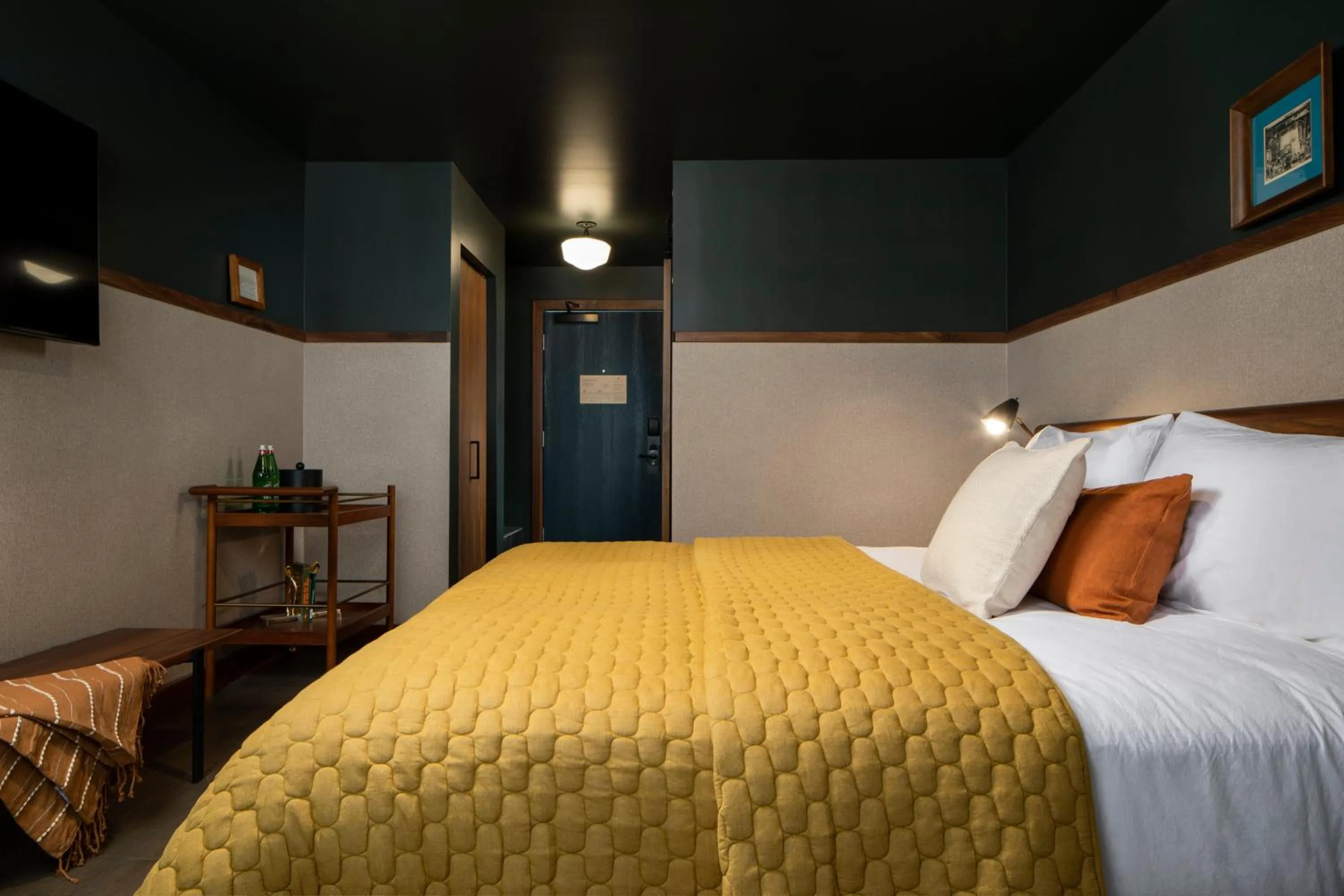 Bed in Hotel Marina Riviera