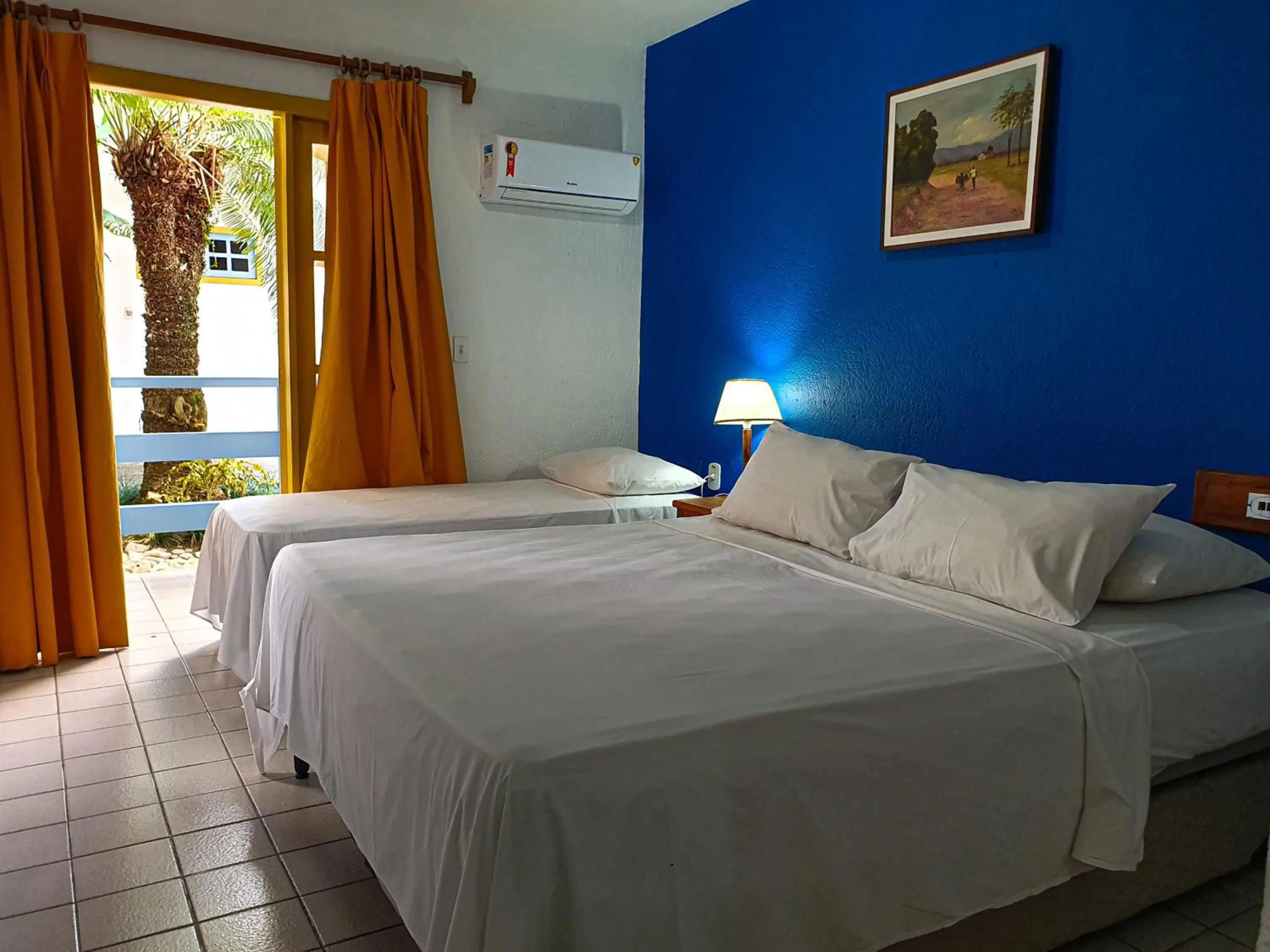 Bed in Hotel Estalagem Porto Seguro