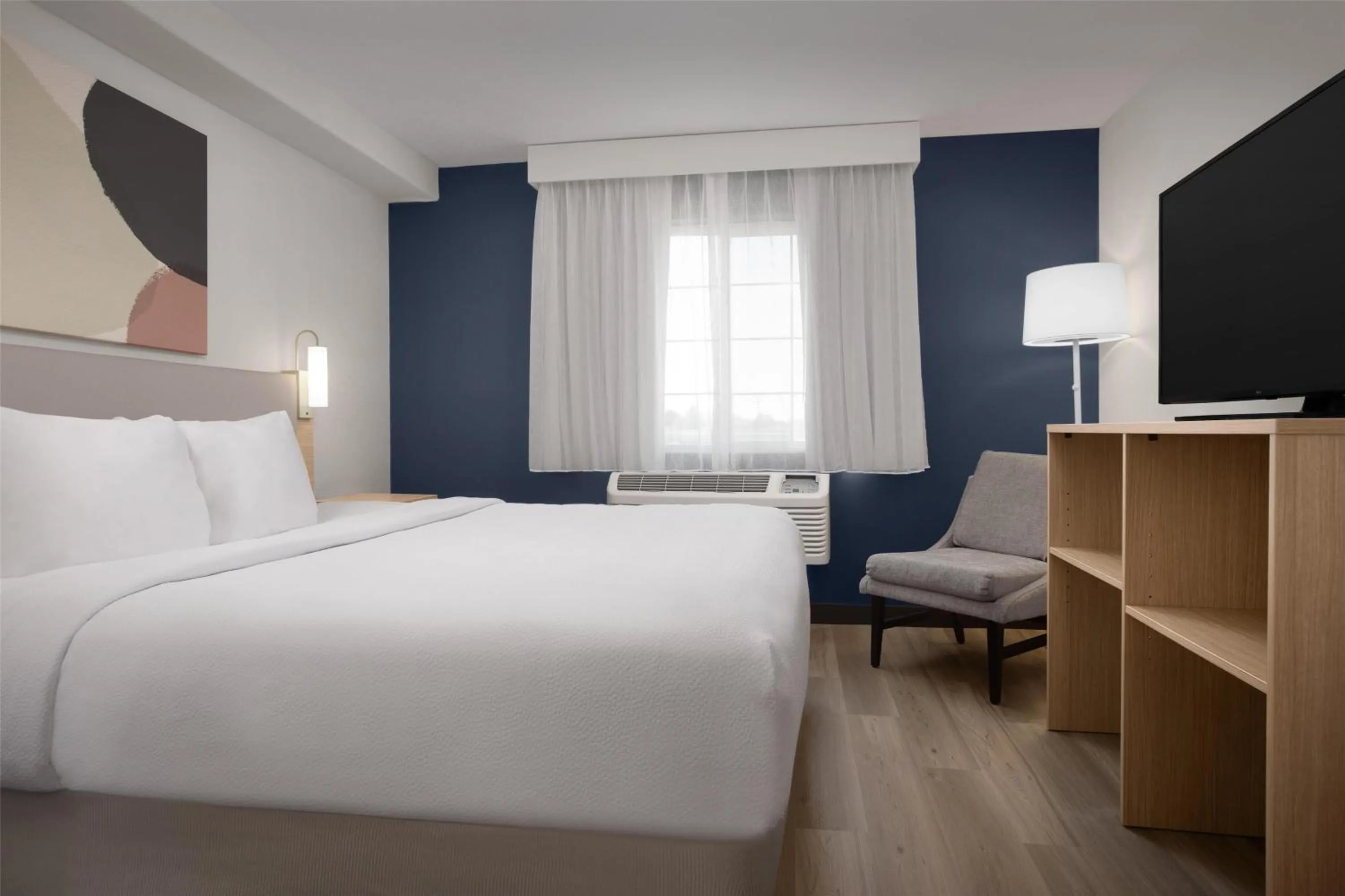 Bed in Spark By Hilton Albuquerque North I-25