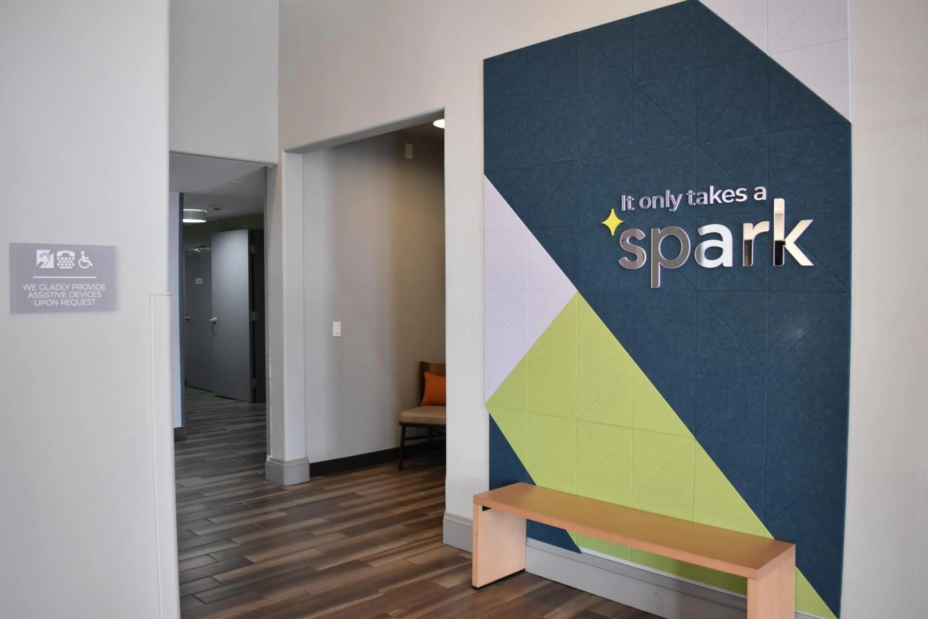 Lobby or reception in Best Western Plus Executive Suites Albuquerque