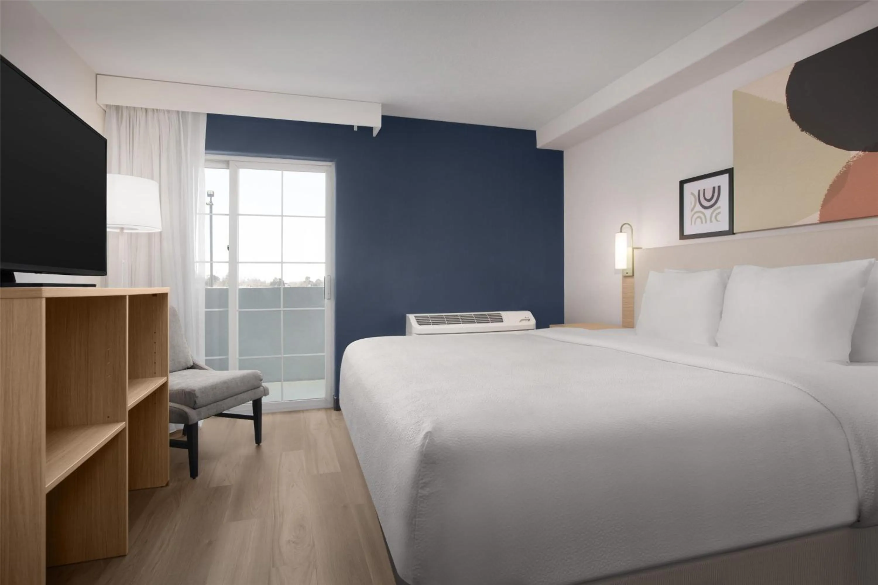 Bed in Spark By Hilton Albuquerque North I-25