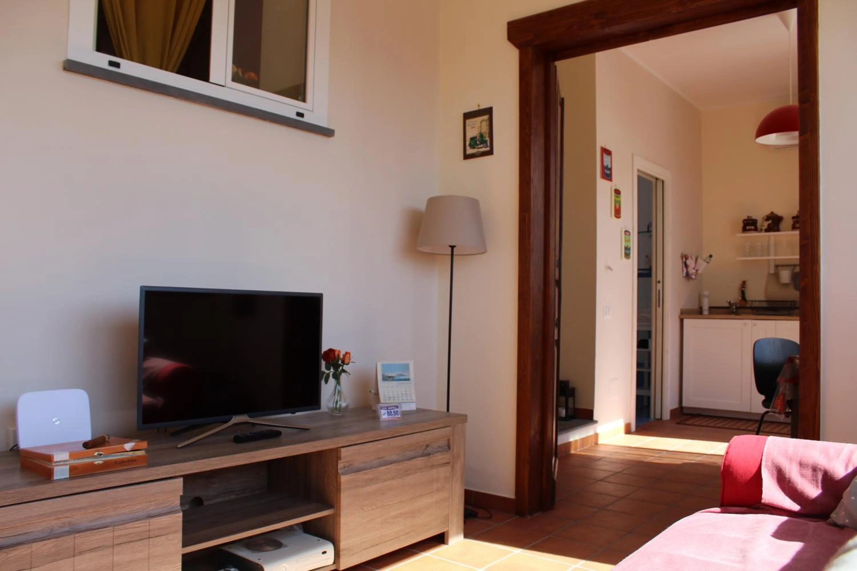 Communal lounge/ TV room in Gregorius Diamerisma panoramic terrace